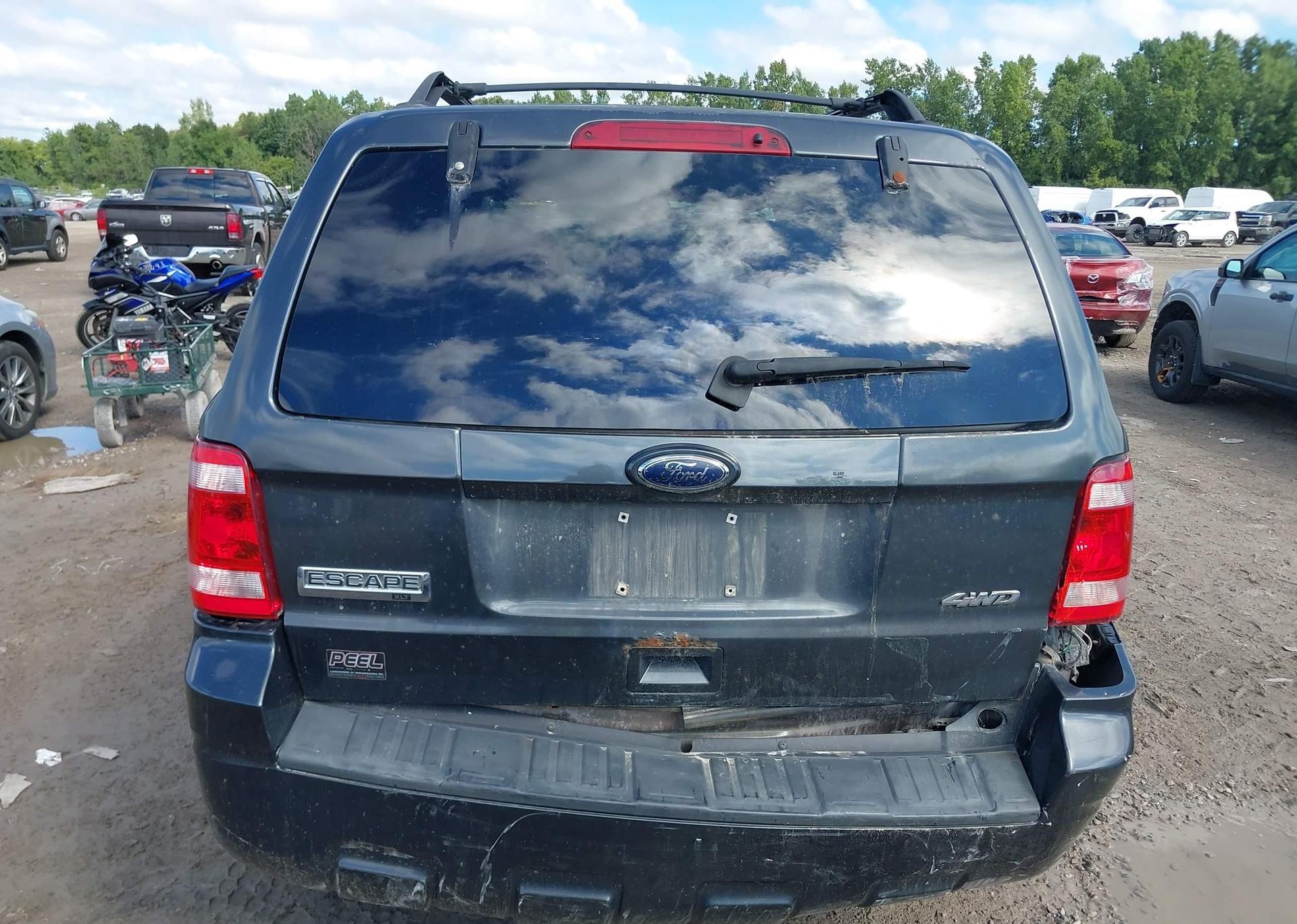 2009 FORD ESCAPE XLT