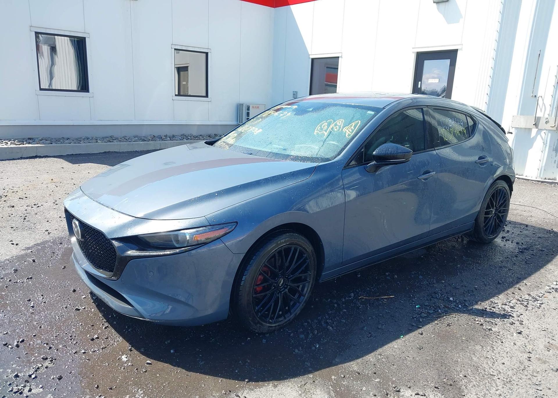 2023 MAZDA 3 PREMIUM