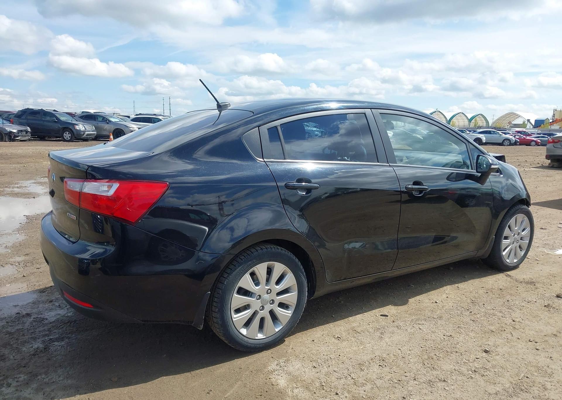 2015 KIA RIO EX