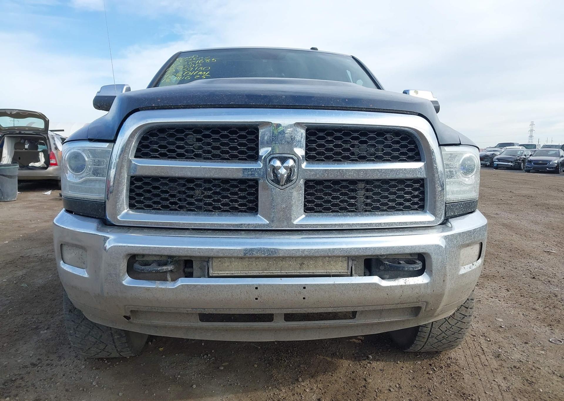 2014 RAM 3500 LARAMIE