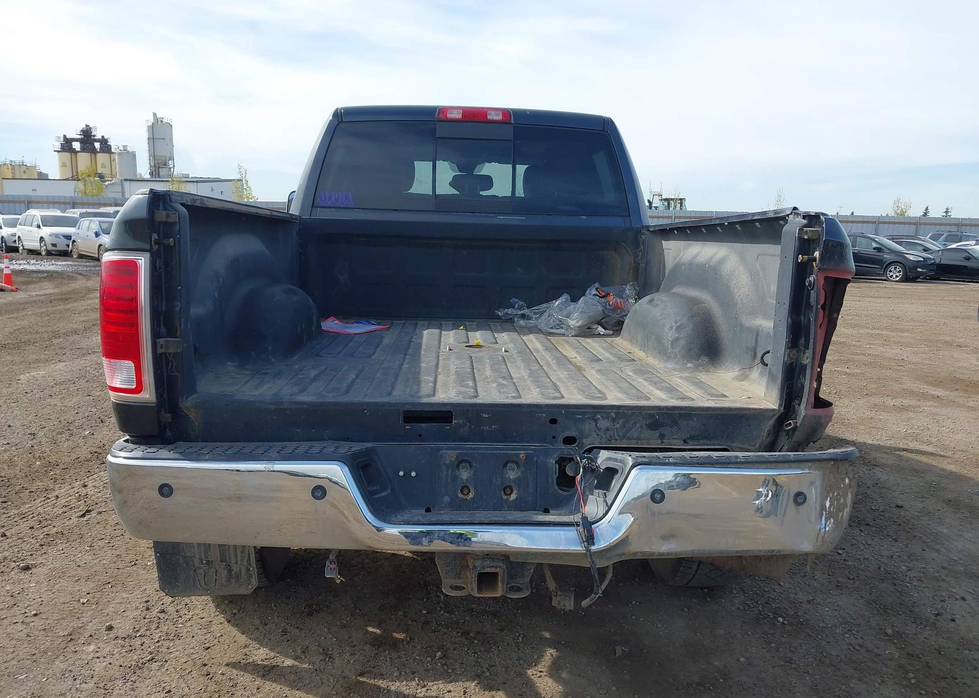 2014 RAM 3500 LARAMIE