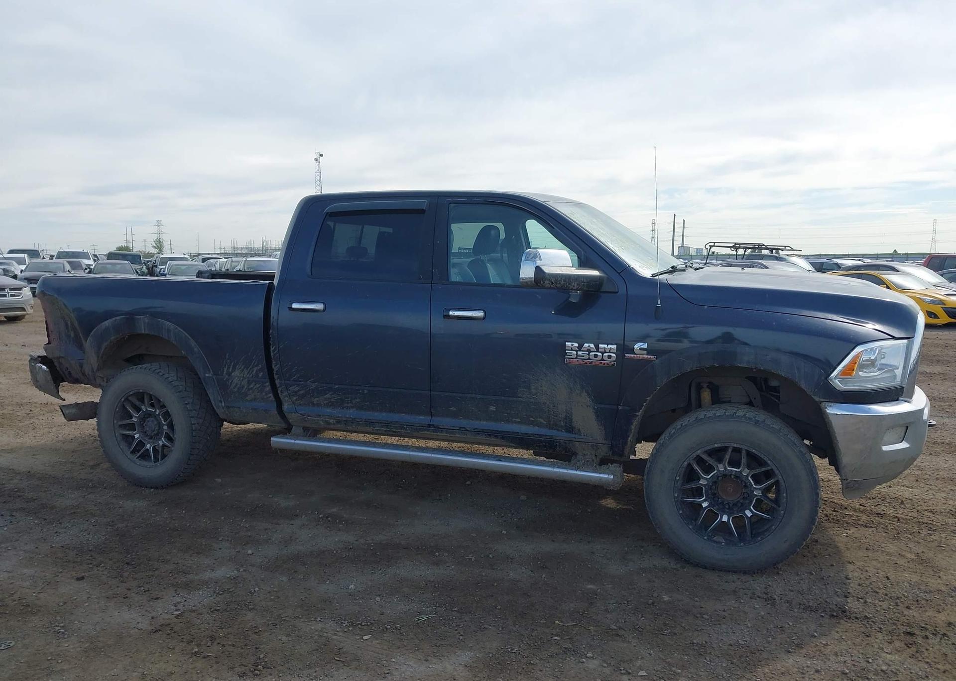 2014 RAM 3500 LARAMIE