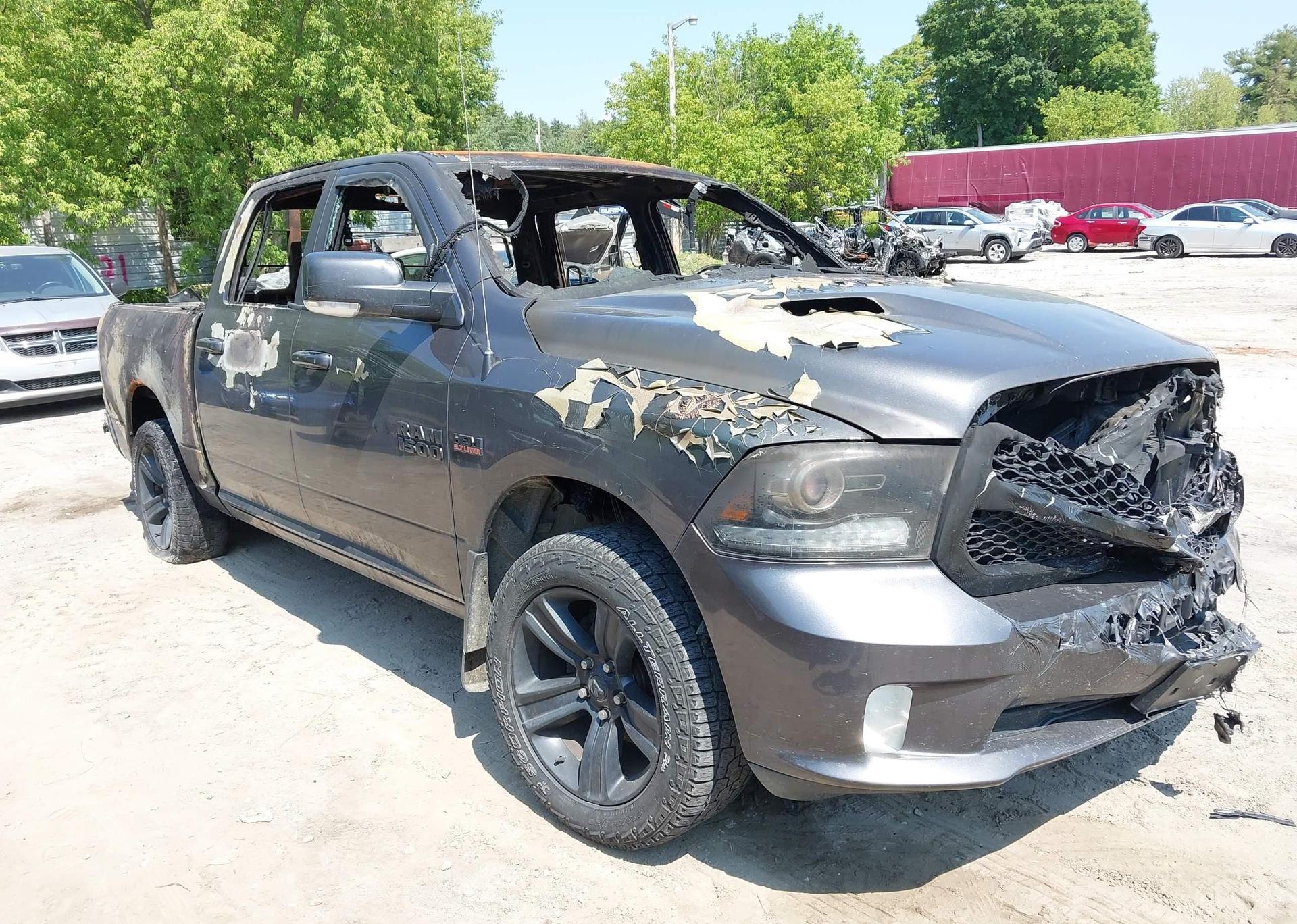 2018 RAM 1500 SPORT