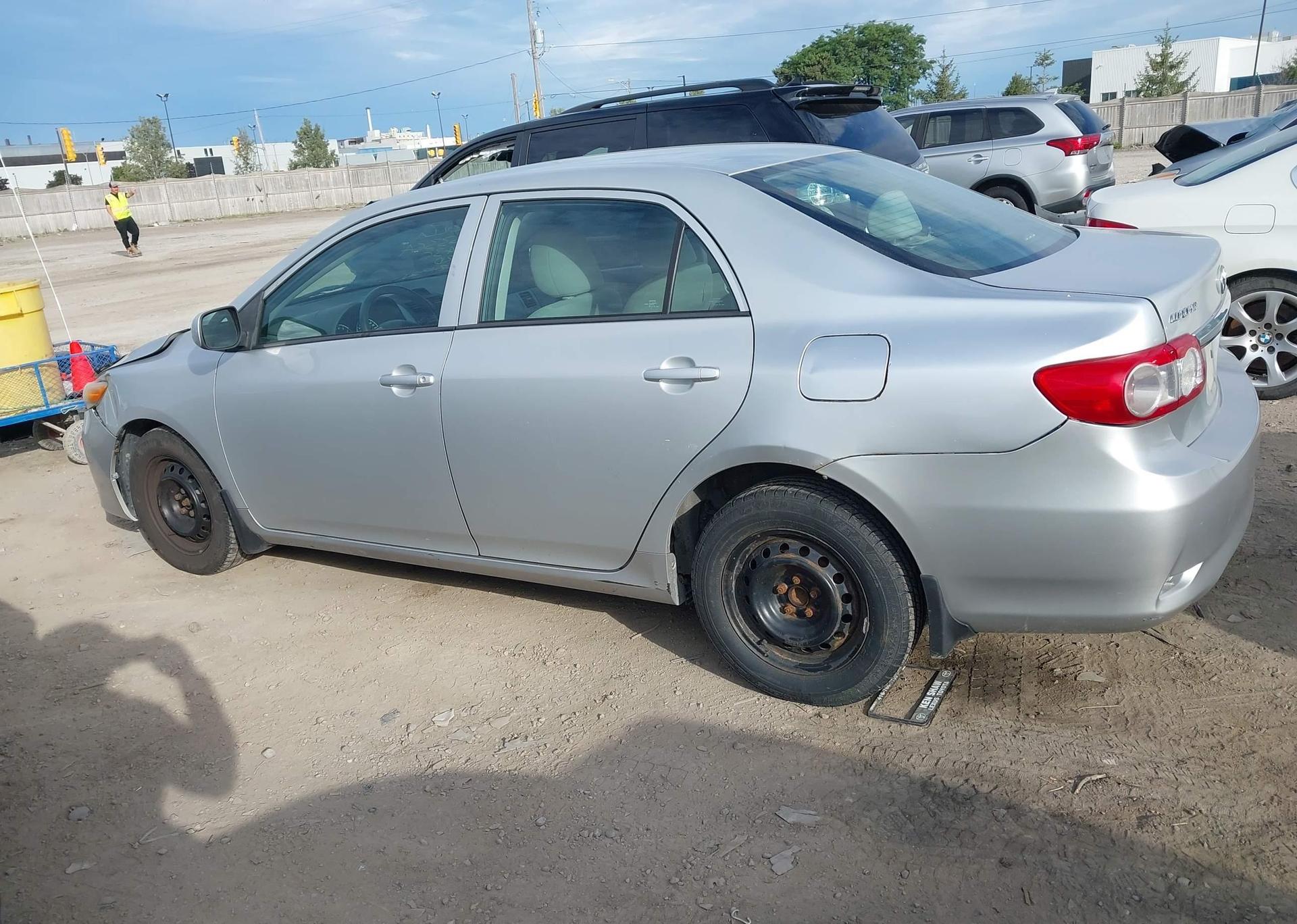 2013 TOYOTA COROLLA CE