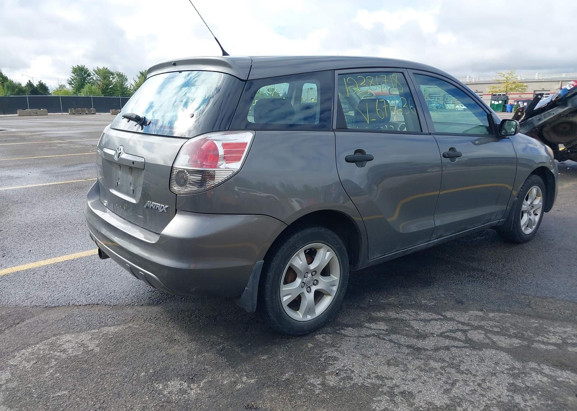 2007 TOYOTA Matrix XR