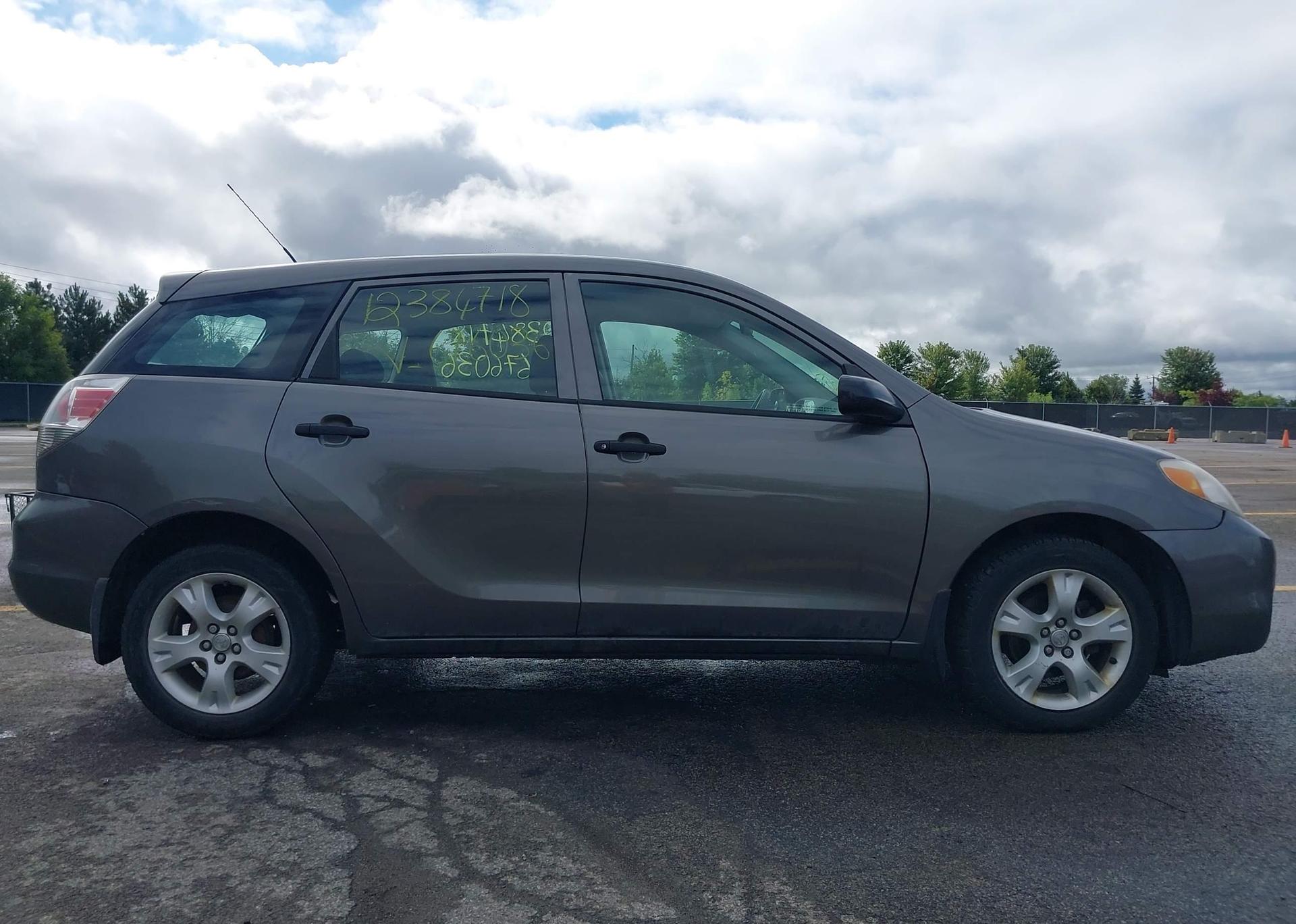 2007 TOYOTA Matrix XR