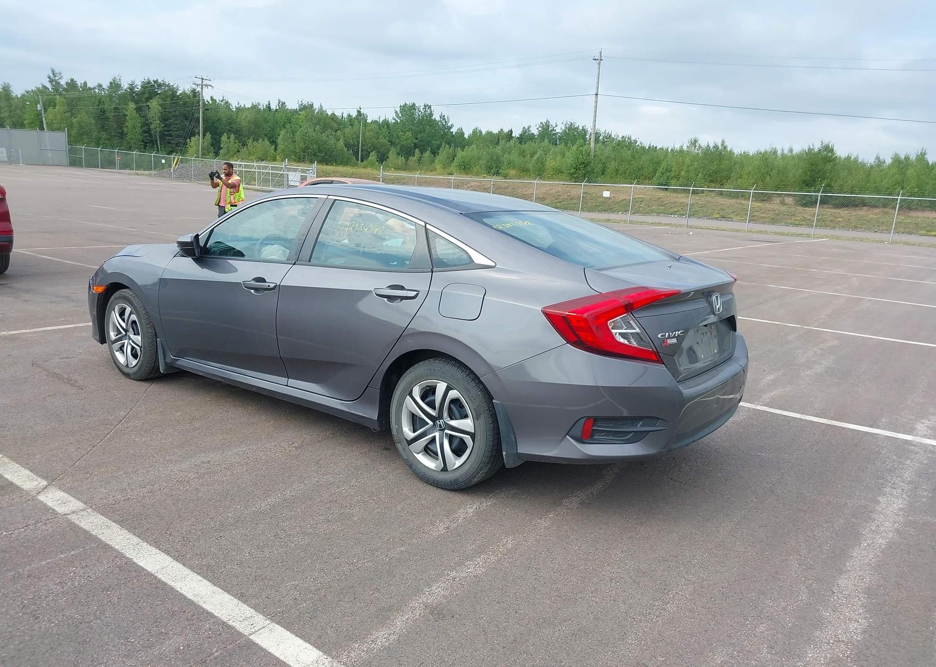 2016 HONDA CIVIC