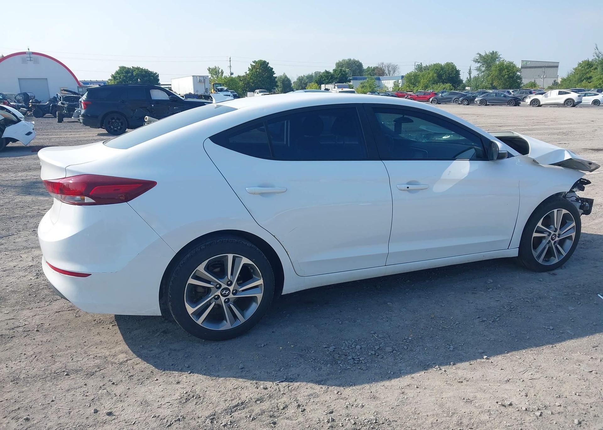 2017 HYUNDAI ELANTRA SE