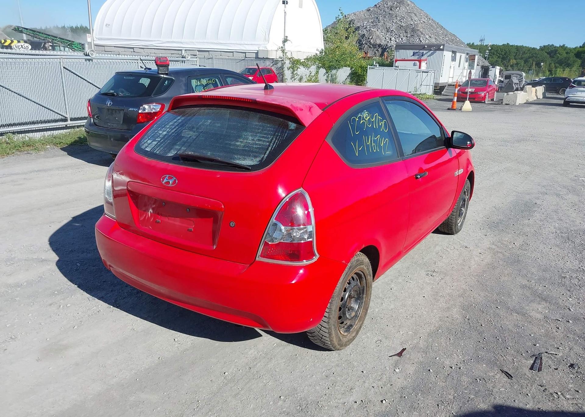 2009 HYUNDAI ACCENT SE