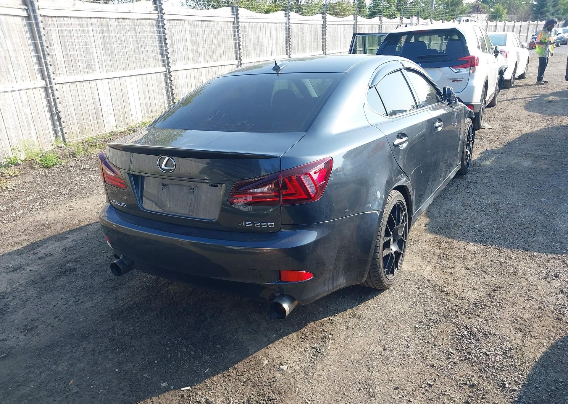 2009 LEXUS IS 250