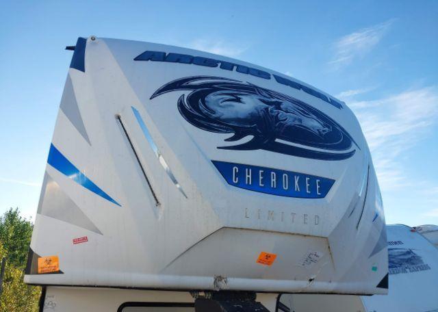 2019 FOREST RIVER ARCTIC WOLF CHEROKEE 285DRL4