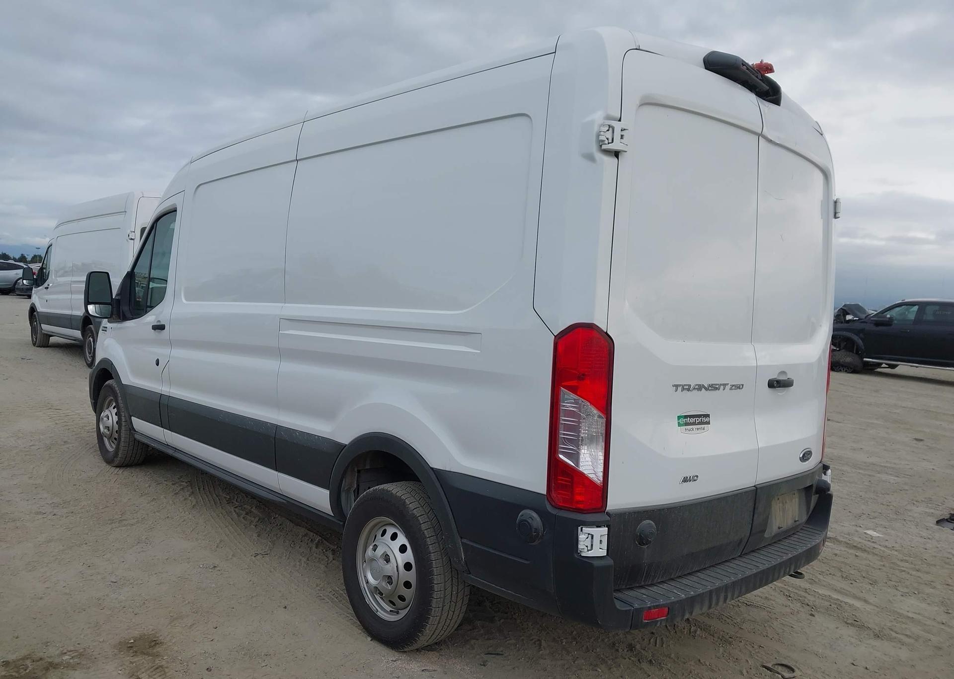 2024 FORD transit t-250