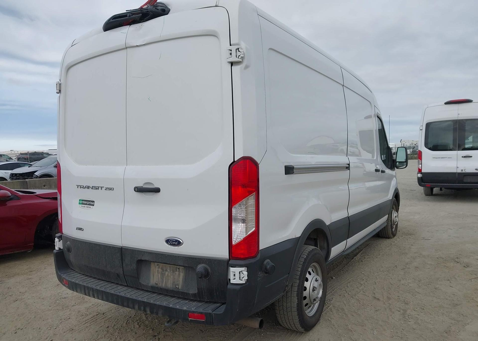 2024 FORD transit t-250