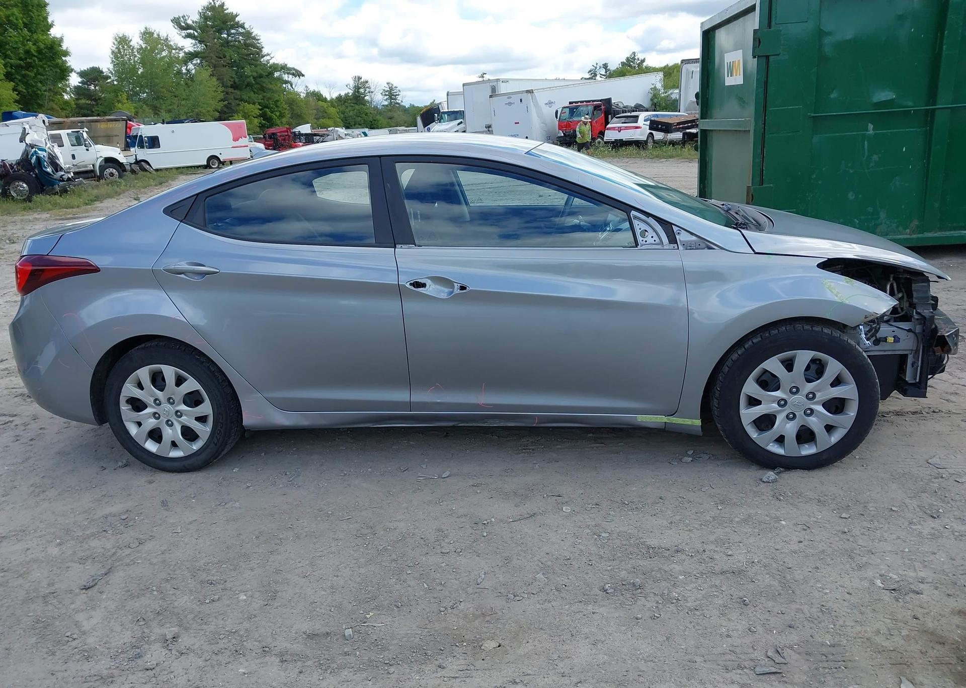 2015 HYUNDAI ELANTRA GL