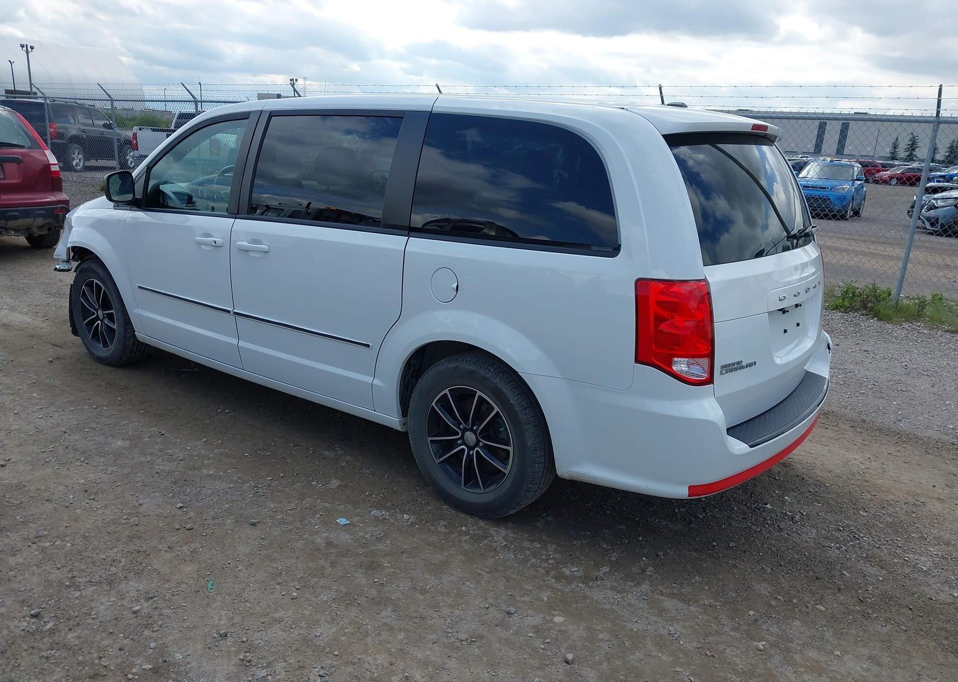 2017 DODGE GRAND CARAVAN SE