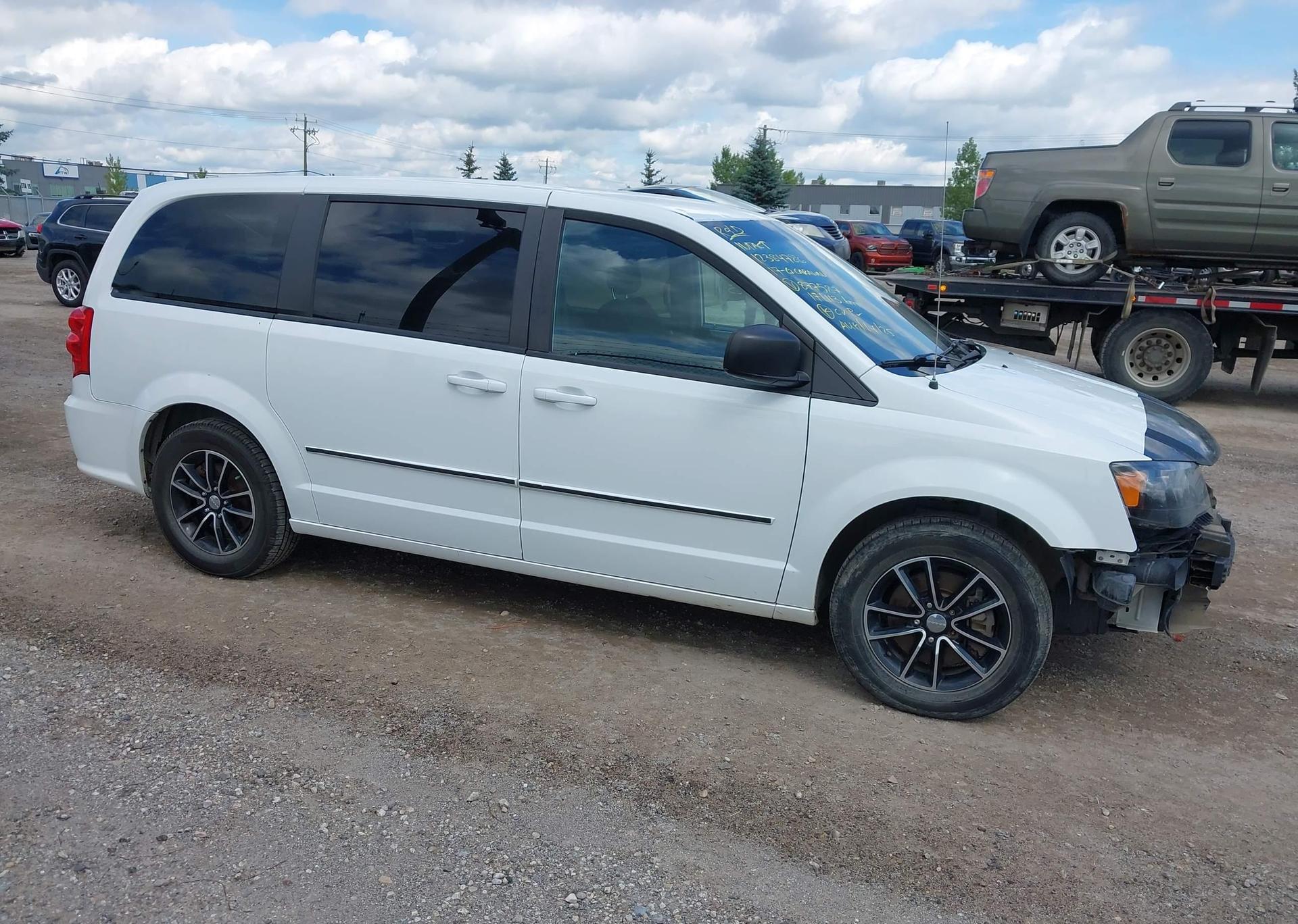 2017 DODGE GRAND CARAVAN SE