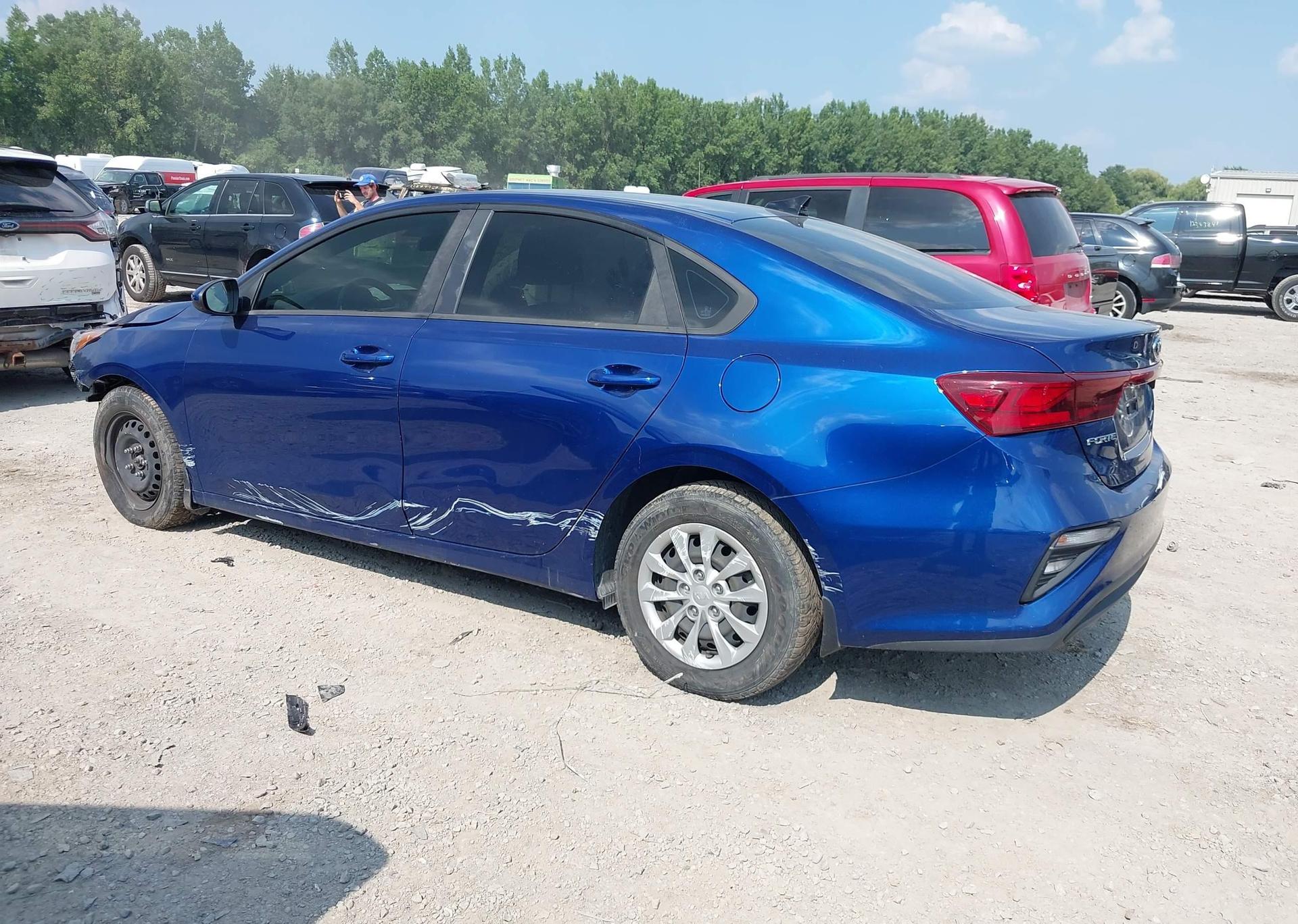 2019 KIA FORTE LX