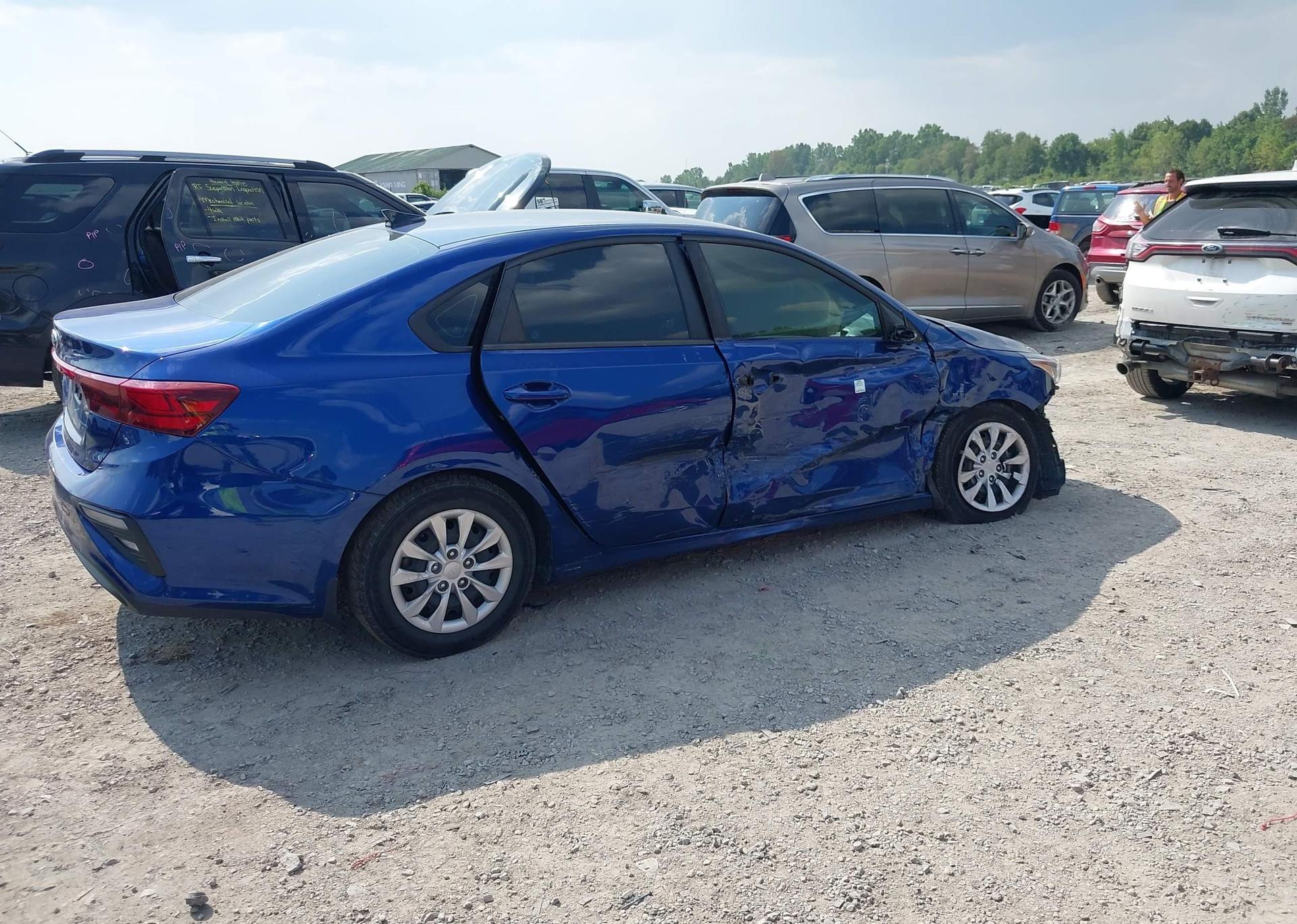 2019 KIA FORTE LX