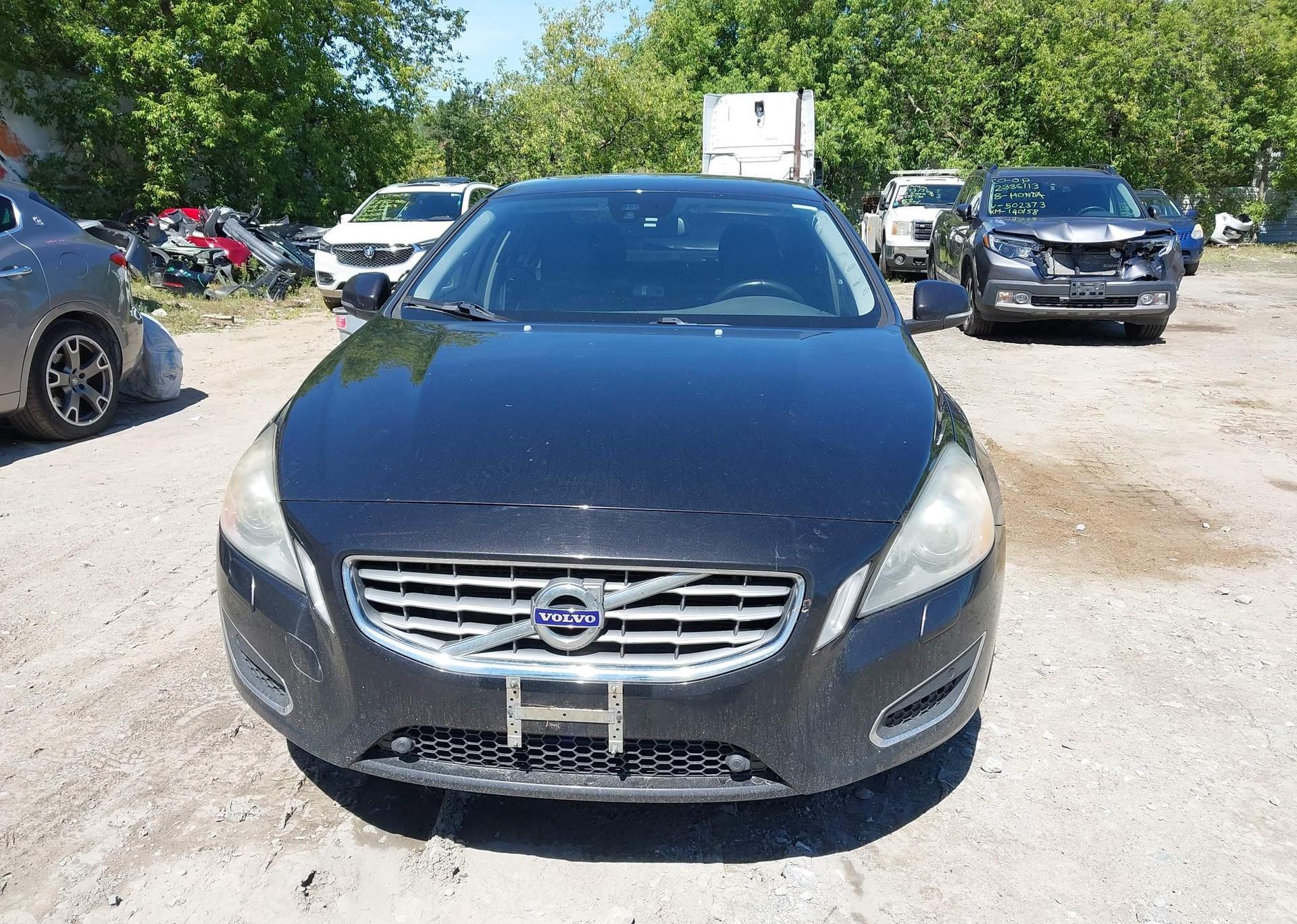 2013 VOLVO S60 T5