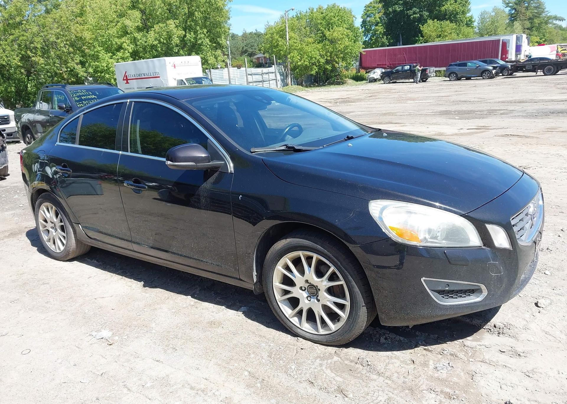 2013 VOLVO S60 T5
