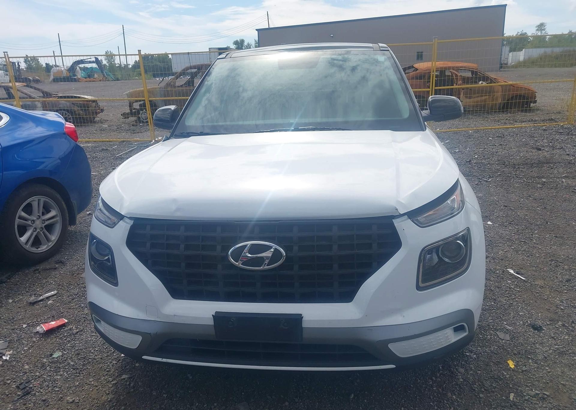 2022 HYUNDAI VENUE SE