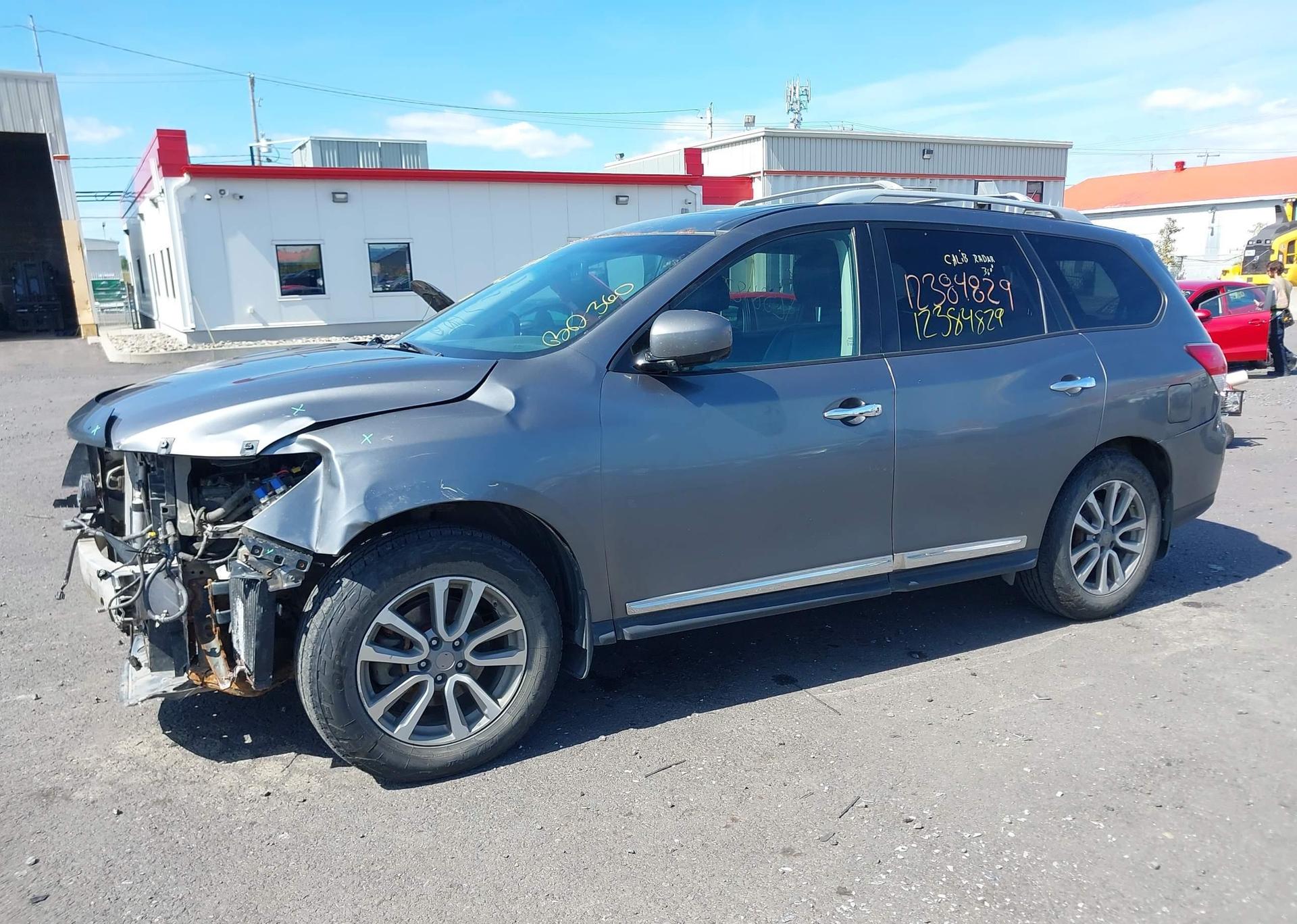 2016 NISSAN PATHFINDER
