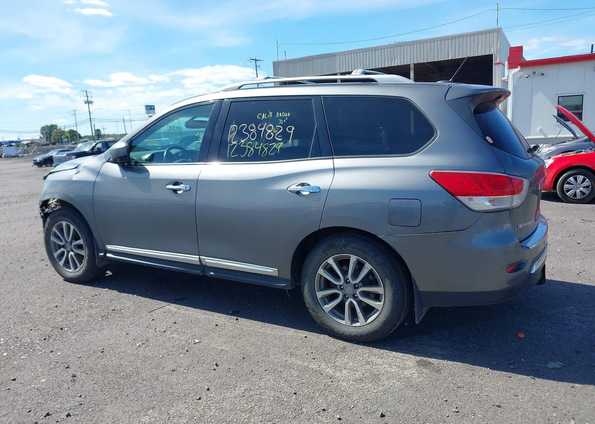 2016 NISSAN PATHFINDER