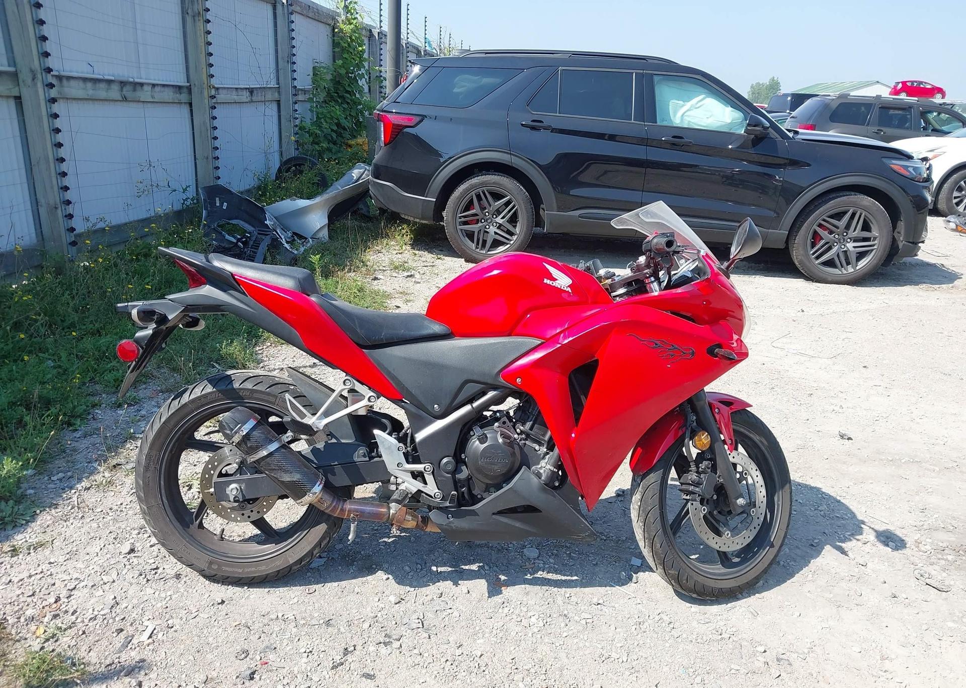 2013 HONDA CBR250 R
