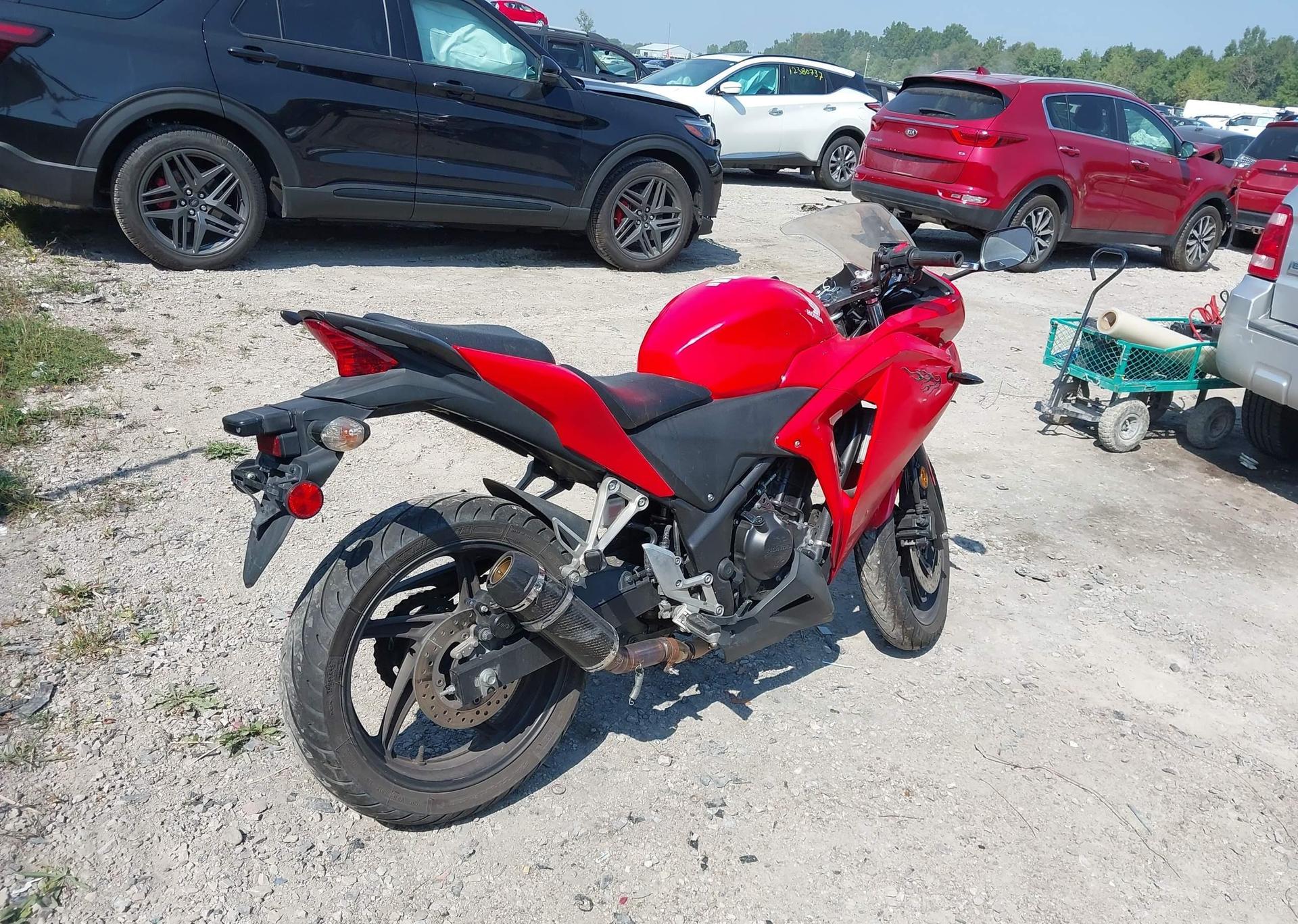 2013 HONDA CBR250 R