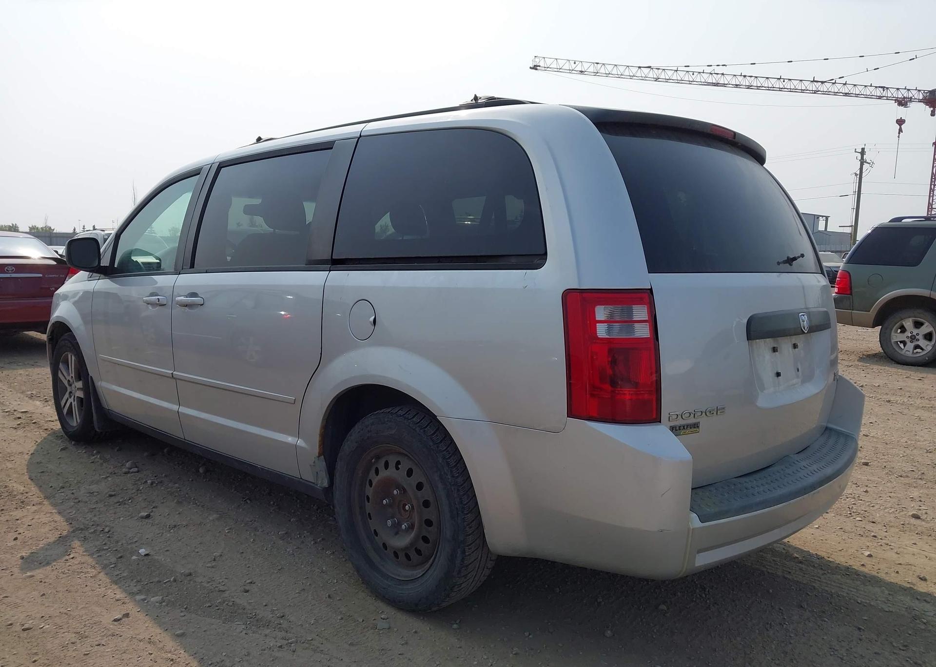 2010 DODGE GRAND CARAVAN SE