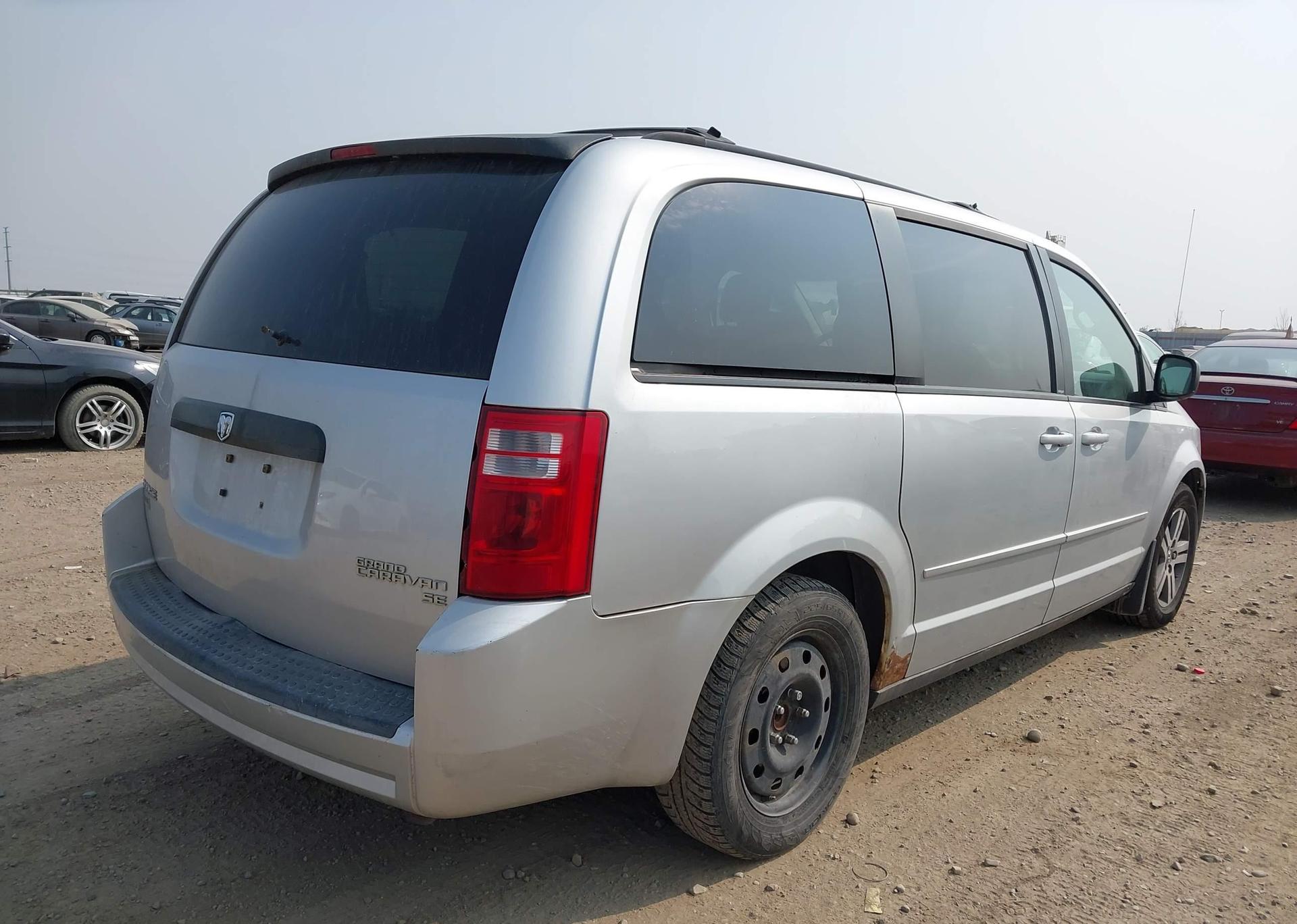 2010 DODGE GRAND CARAVAN SE