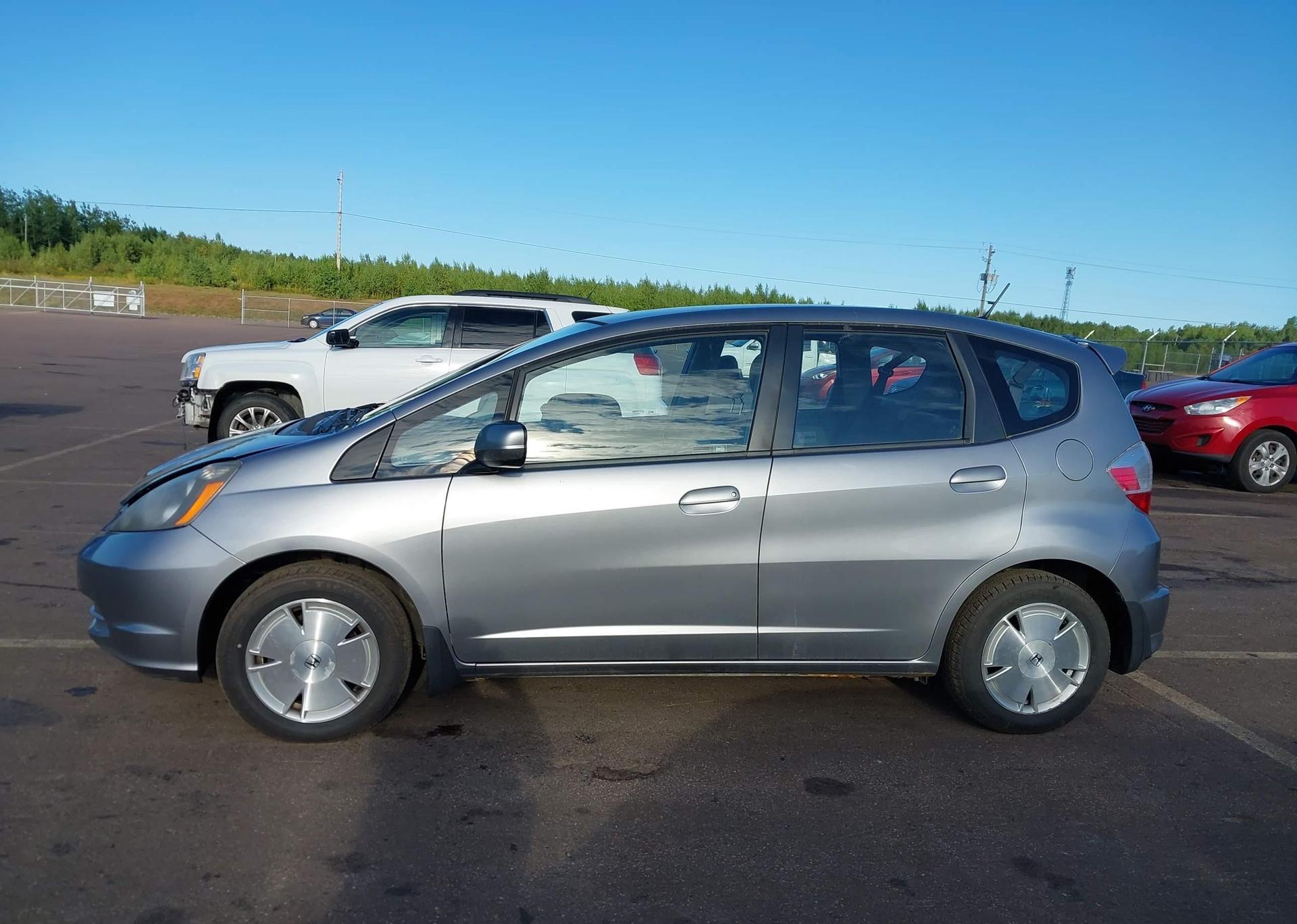 2010 HONDA FIT LX