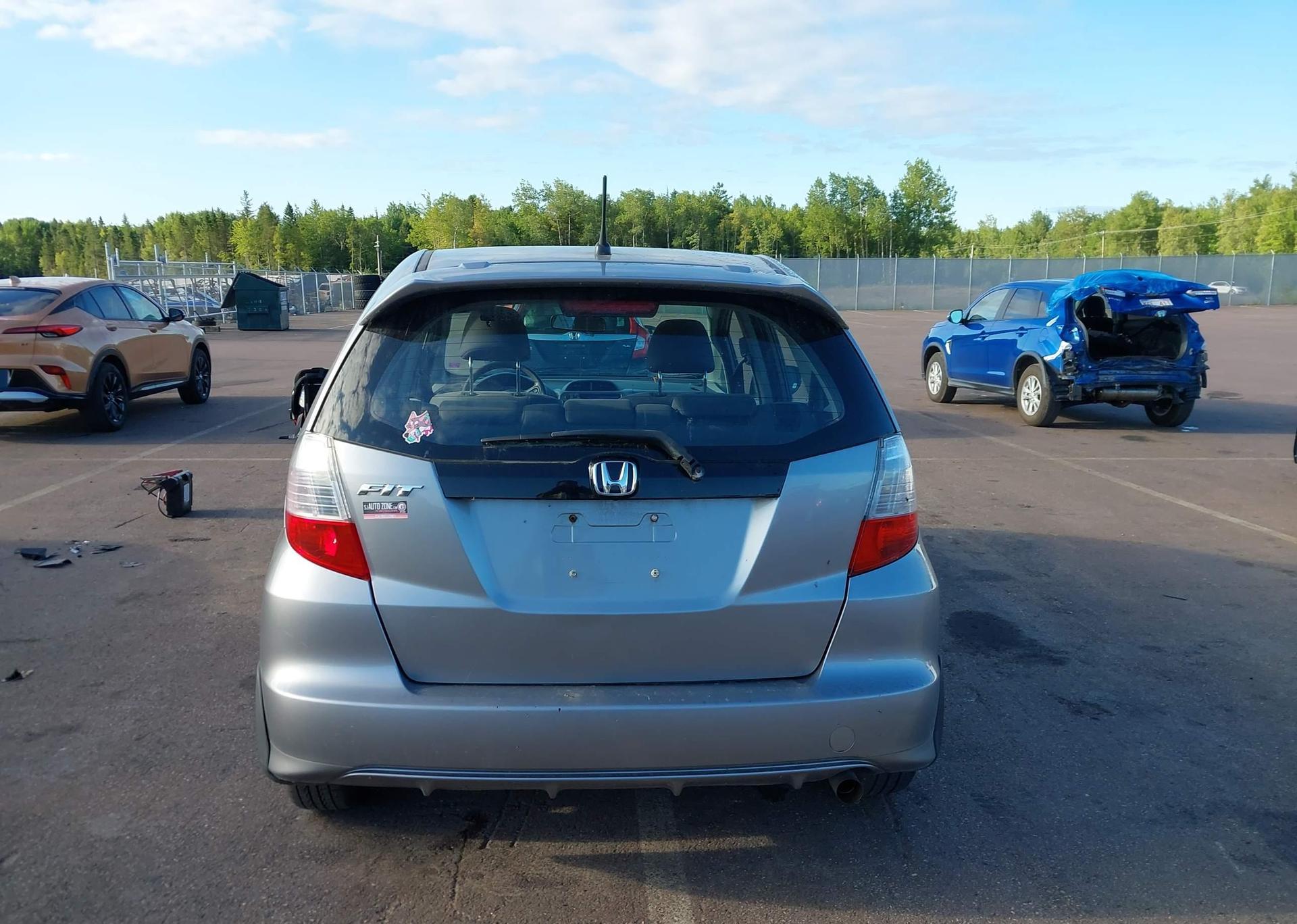 2010 HONDA FIT LX