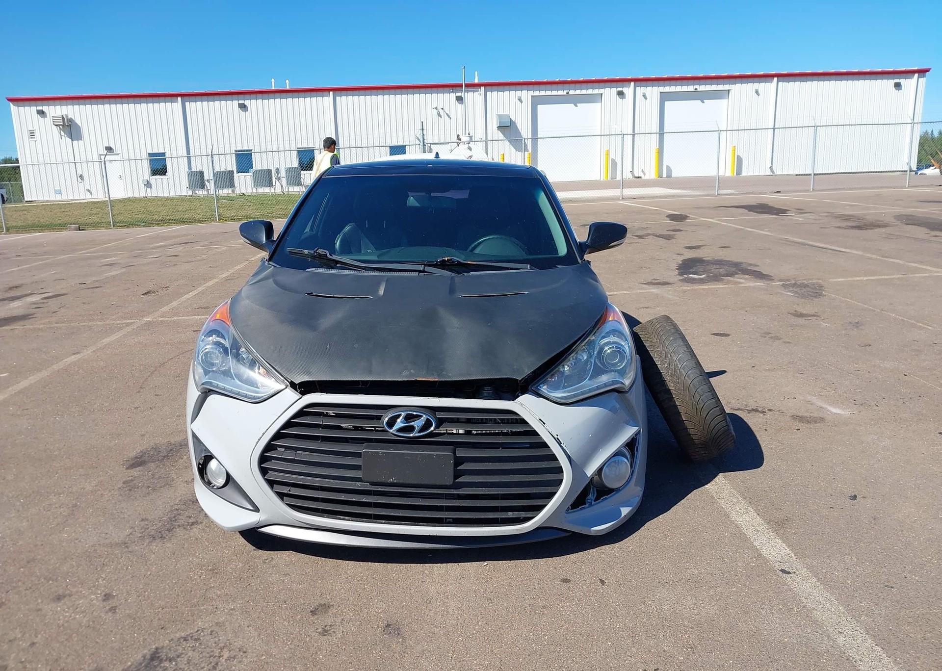 2013 HYUNDAI Veloster Turbo