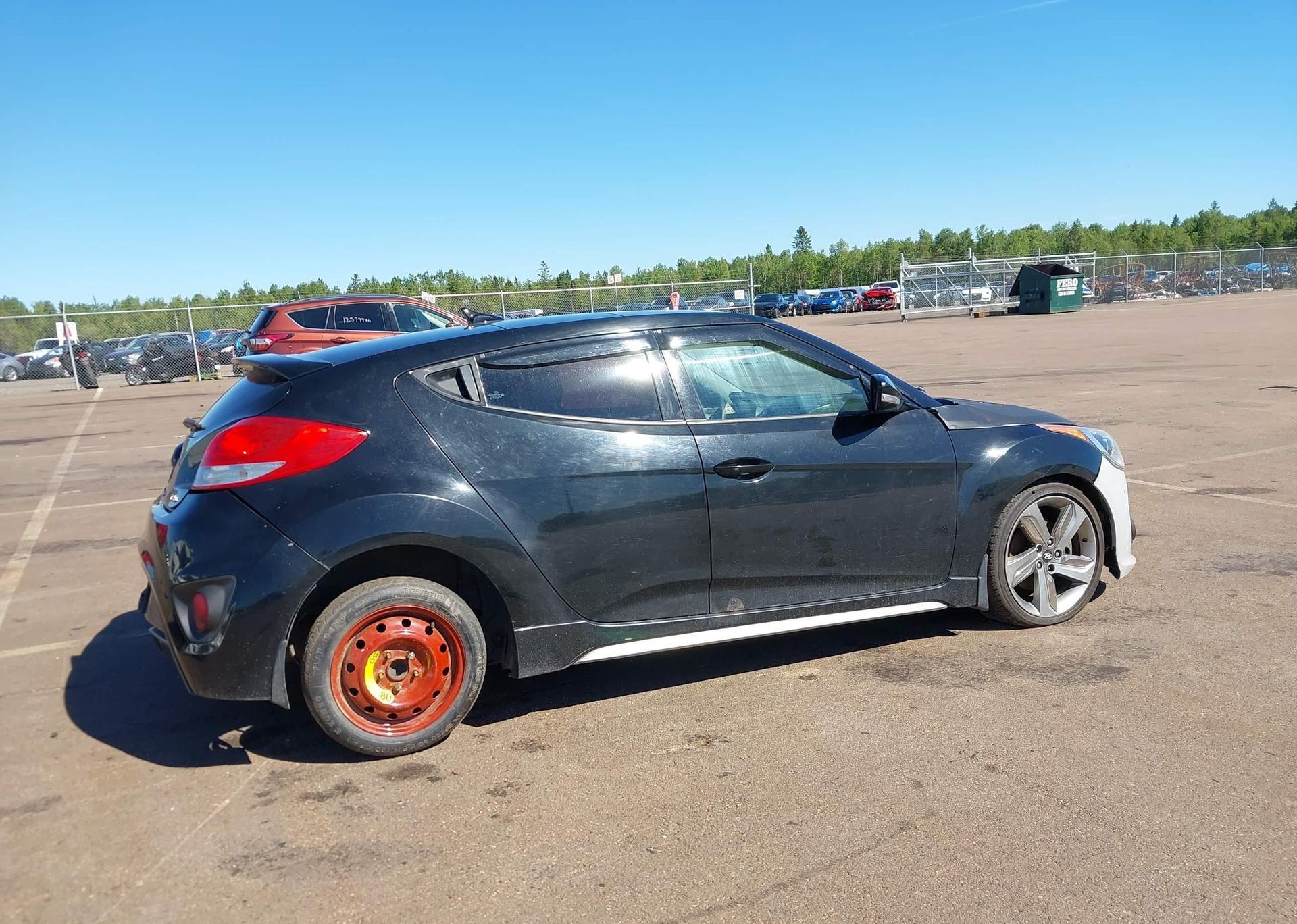 2013 HYUNDAI Veloster Turbo