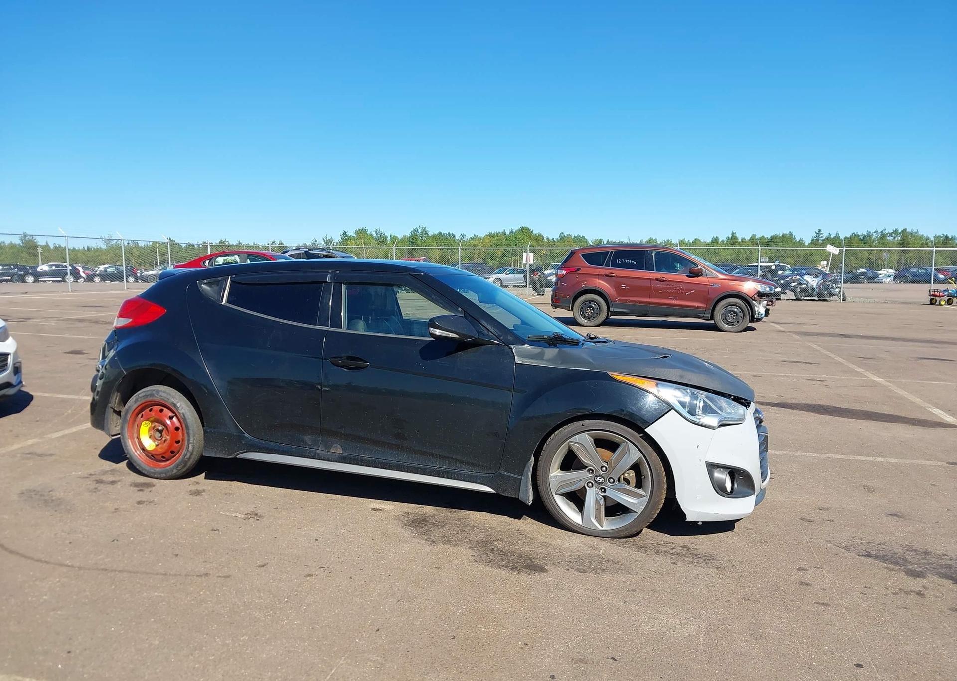 2013 HYUNDAI Veloster Turbo