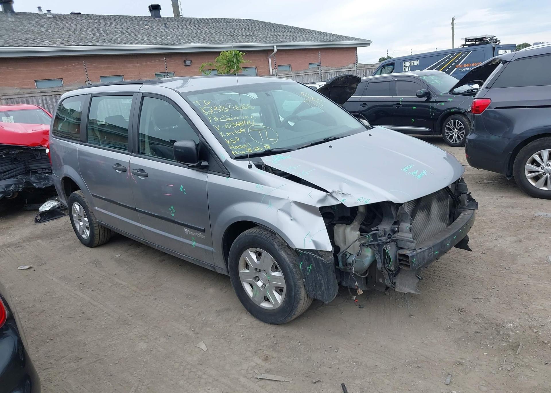 2013 DODGE GRAND CARAVAN SE