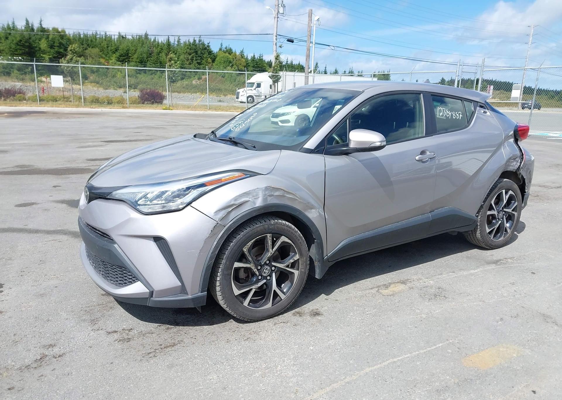 2020 TOYOTA C-HR LE