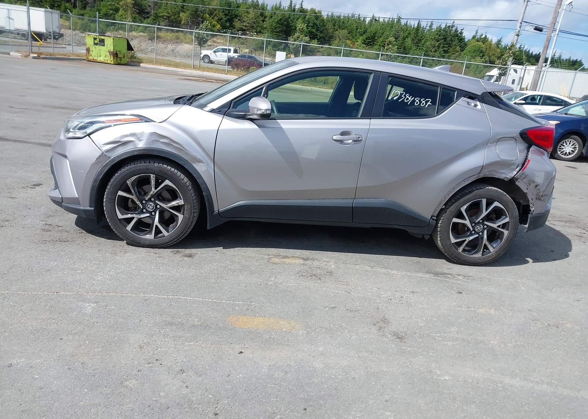 2020 TOYOTA C-HR LE