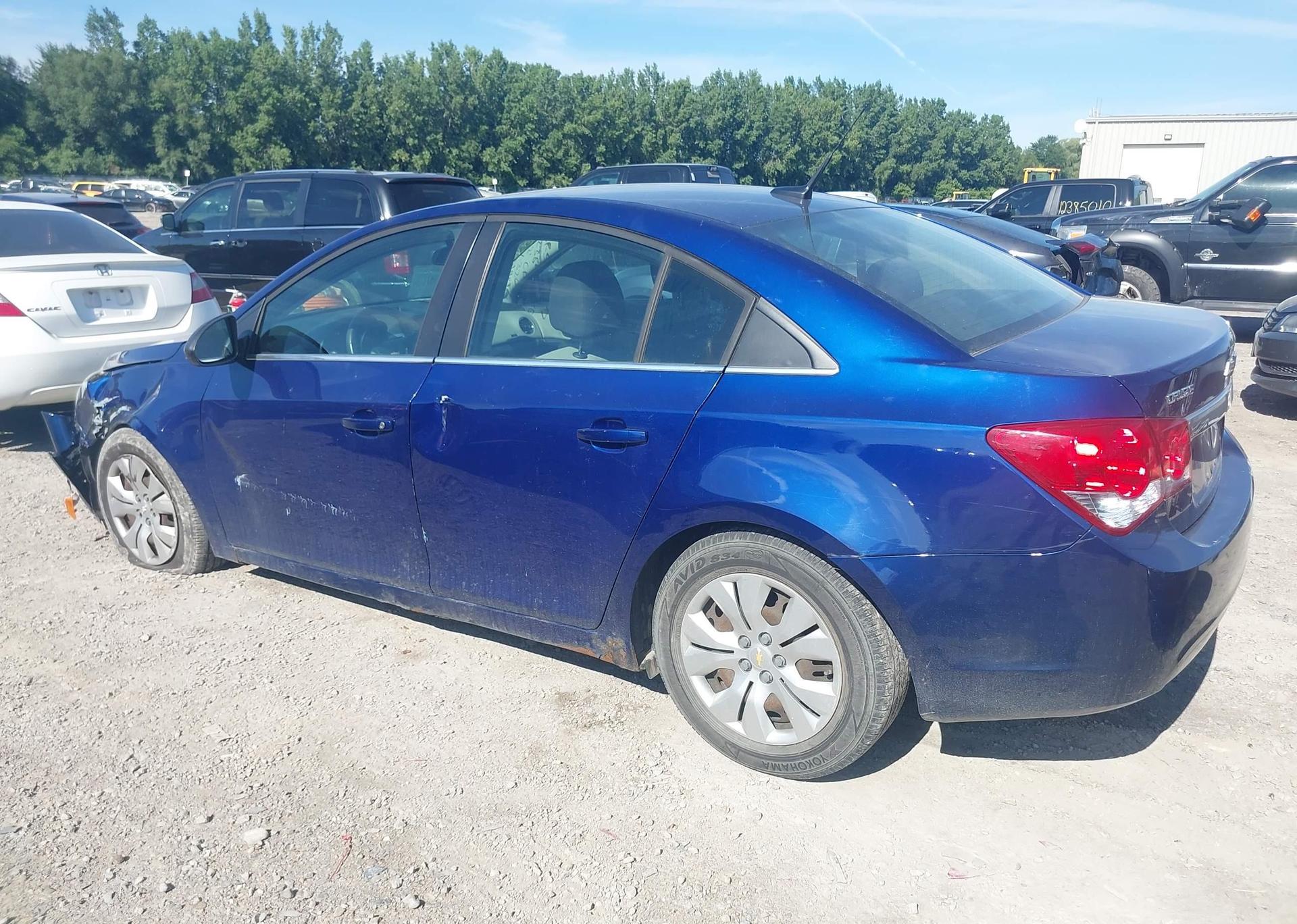 2012 CHEVROLET CRUZE LS