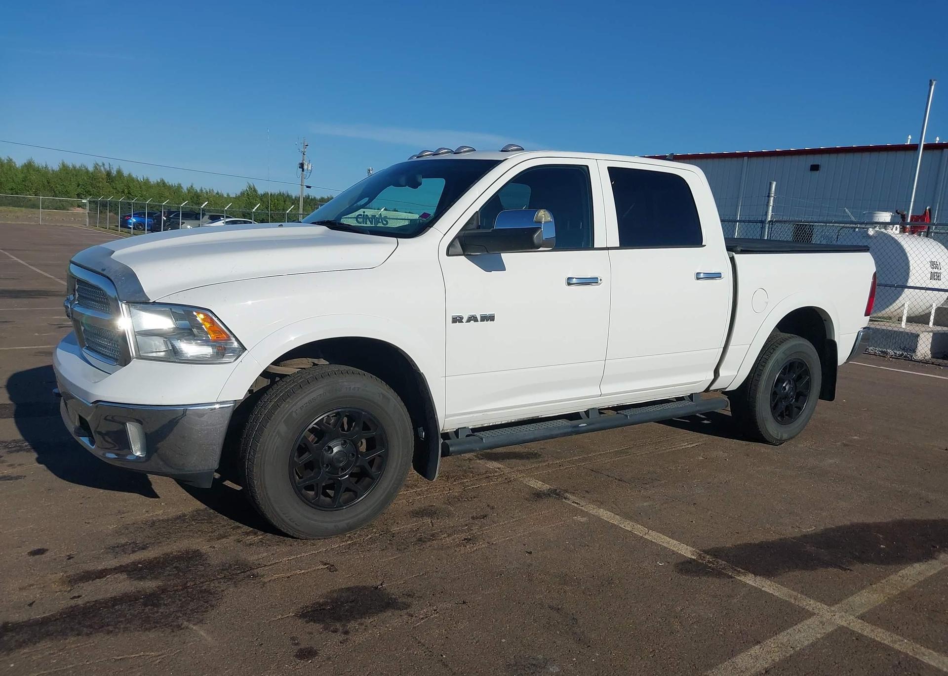 2018 RAM 1500 SLT