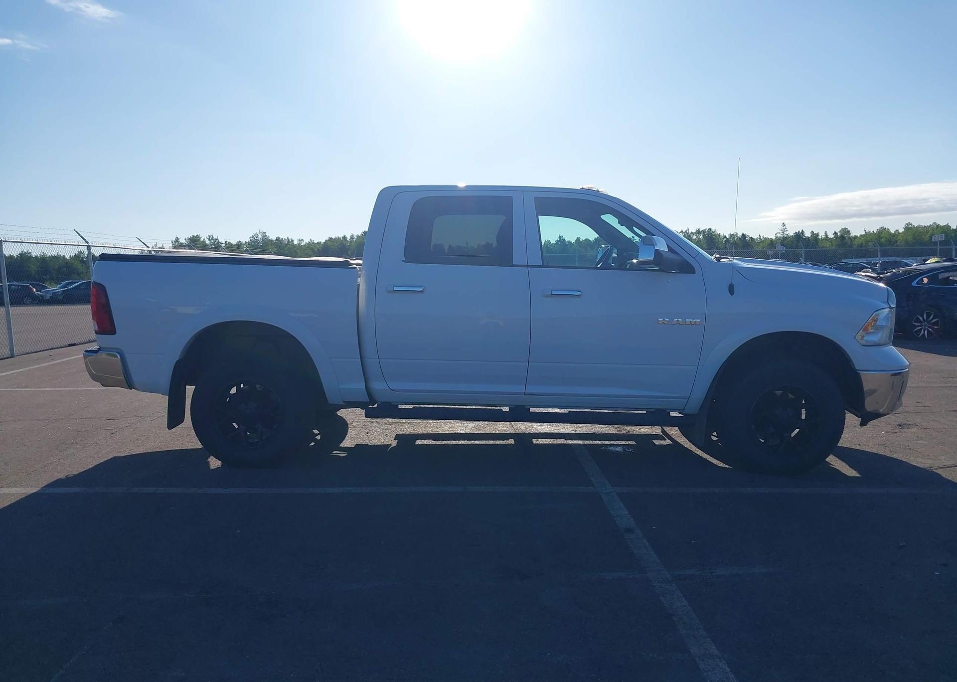 2018 RAM 1500 SLT