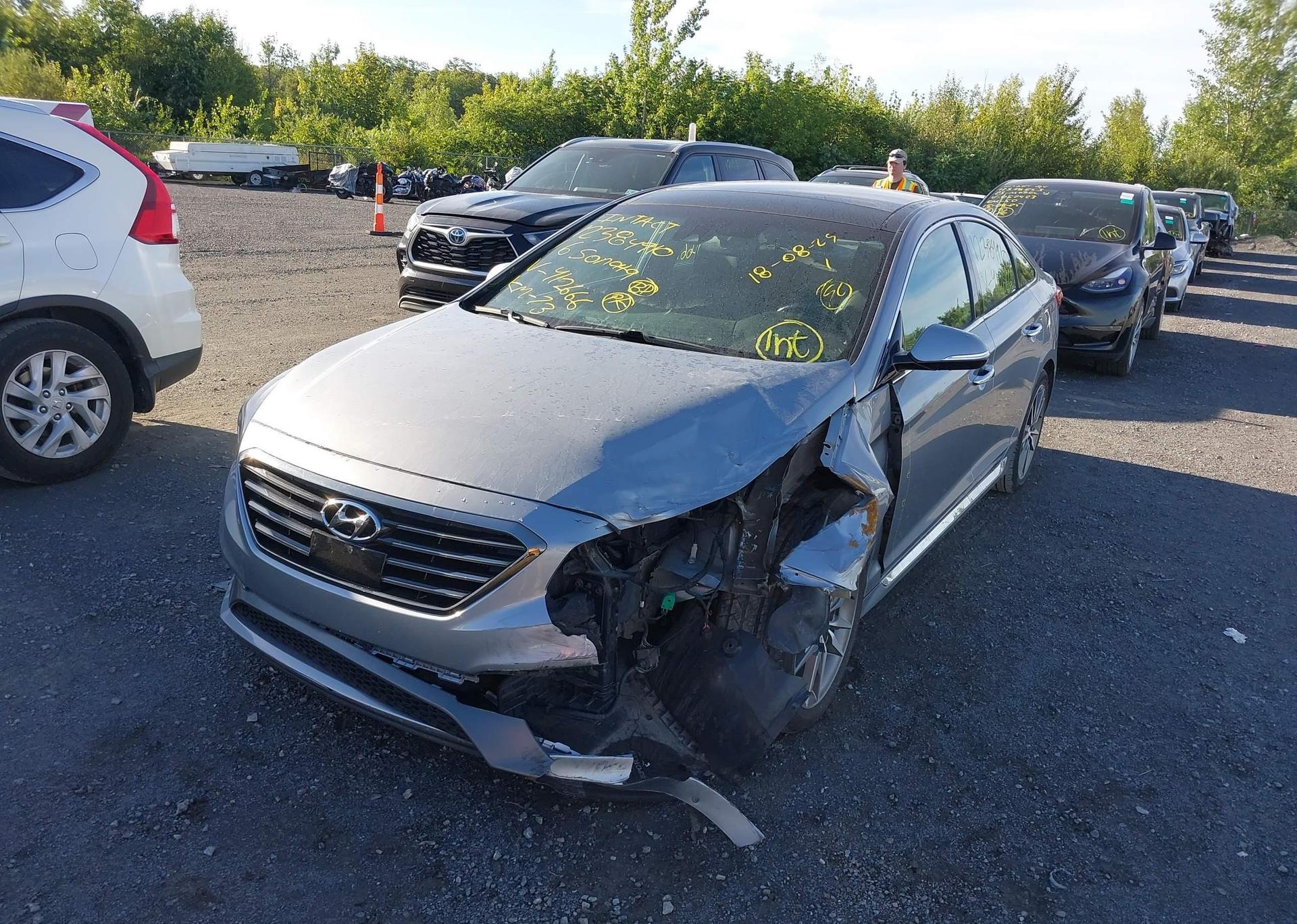2016 HYUNDAI SONATA