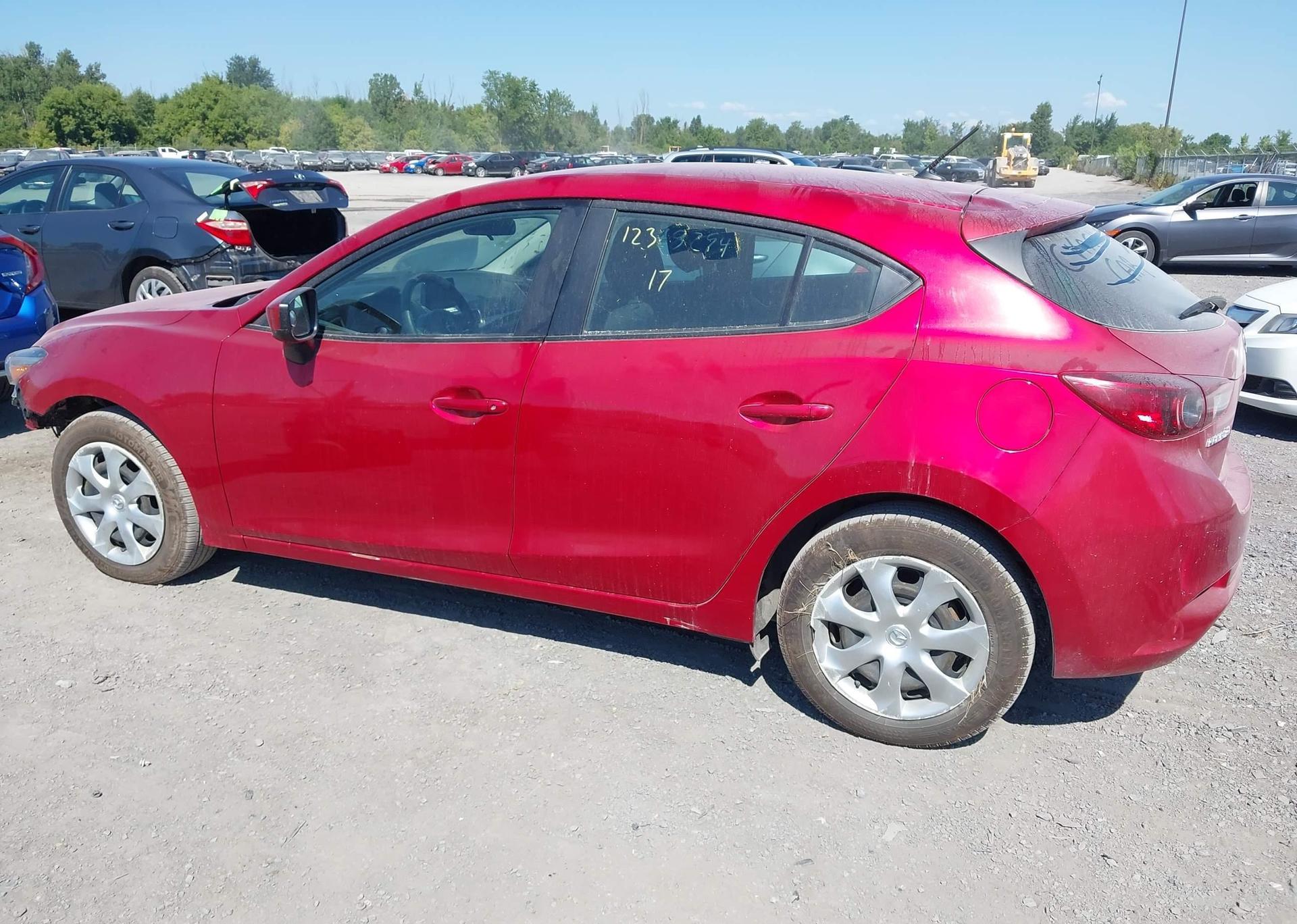 2017 MAZDA MAZDA3