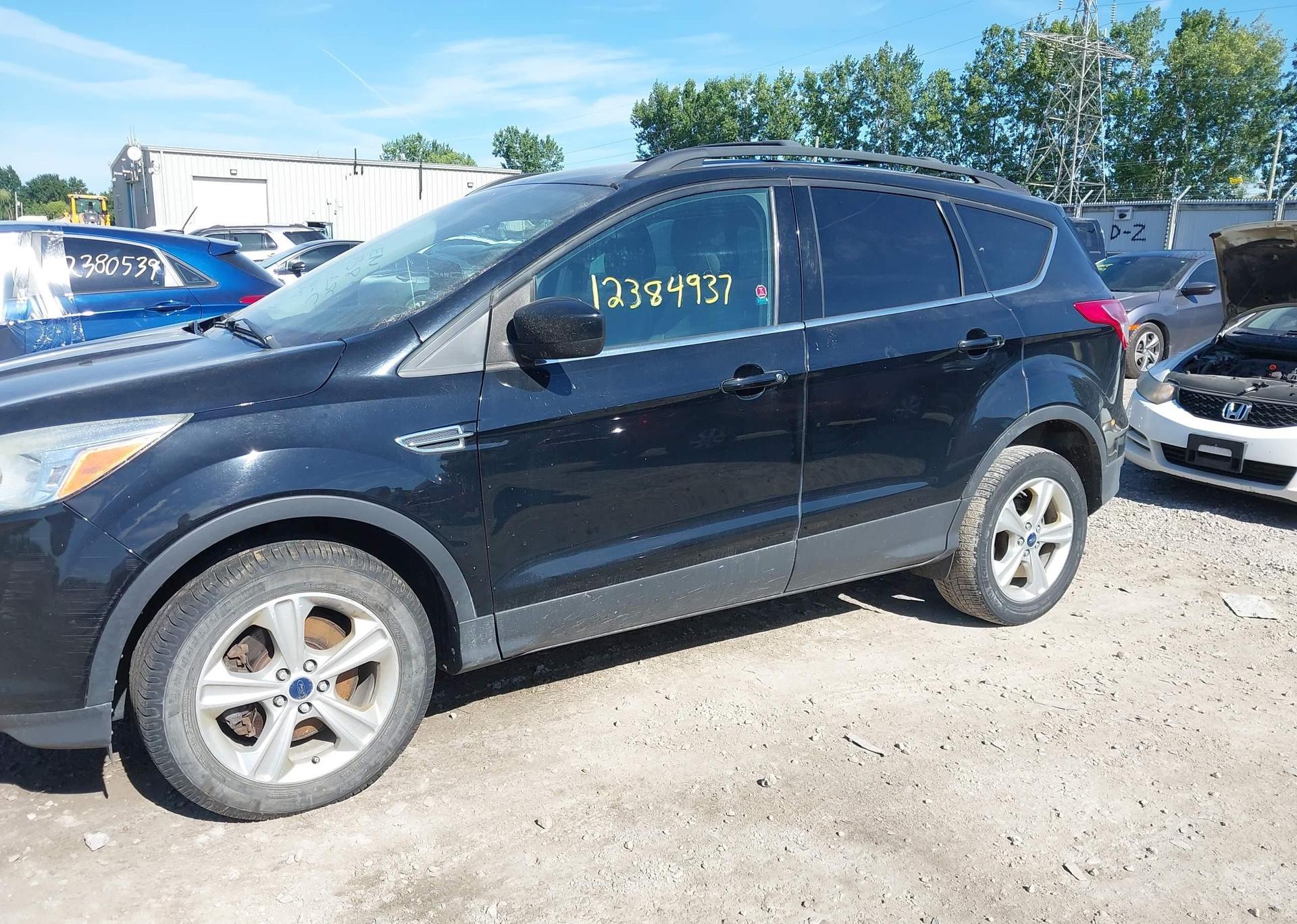 2016 FORD ESCAPE SE