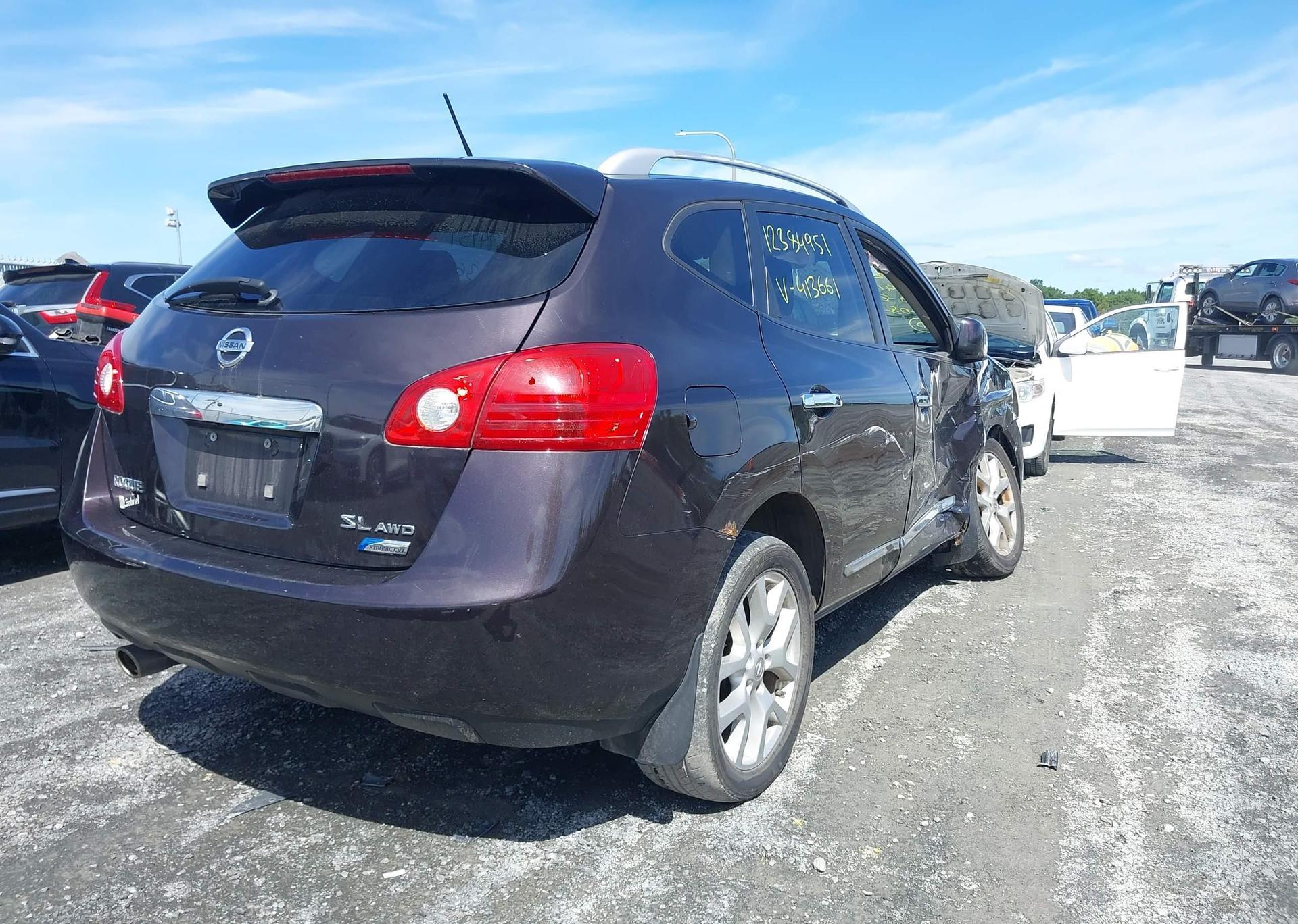 2012 NISSAN ROGUE
