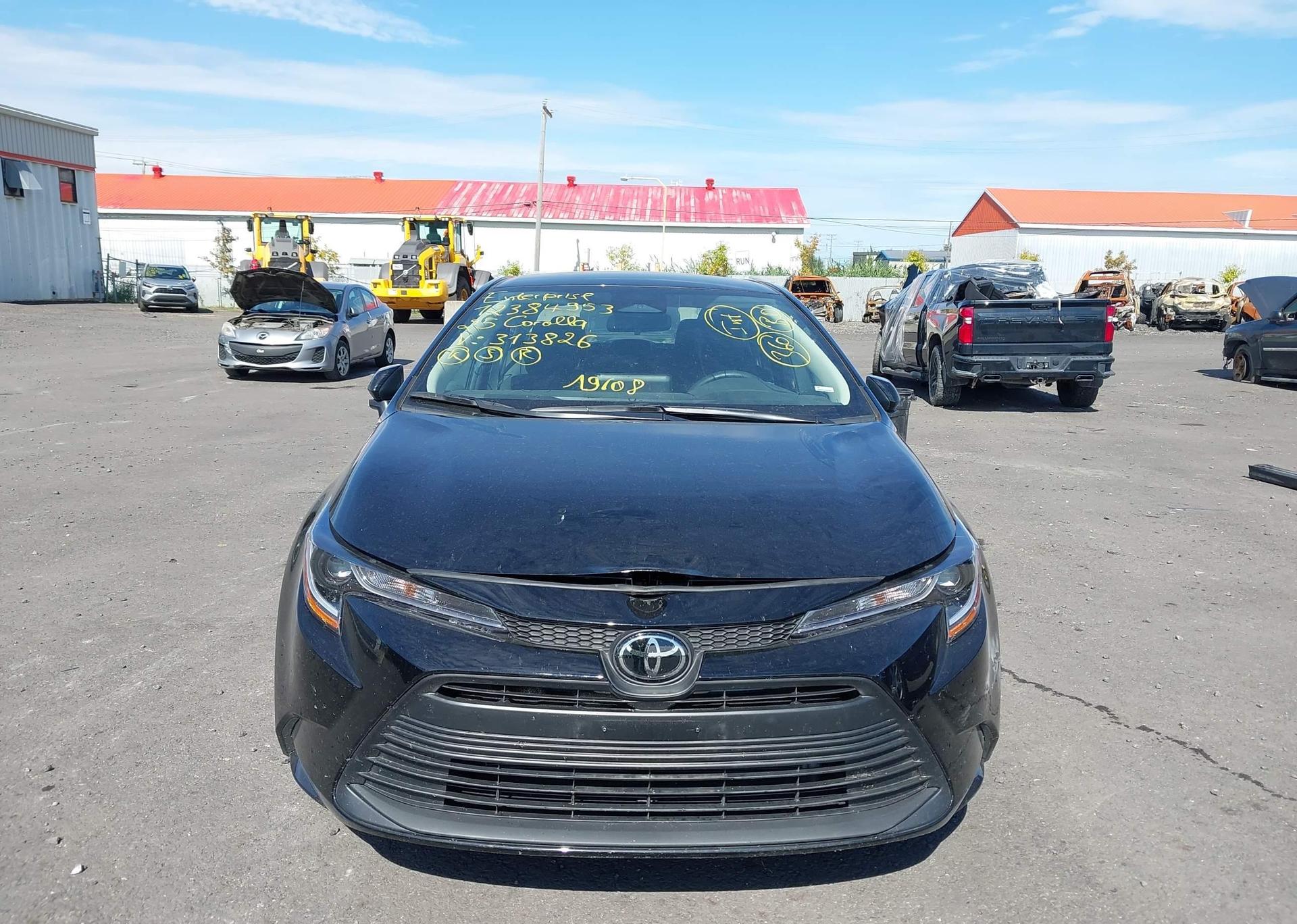 2025 TOYOTA COROLLA LE