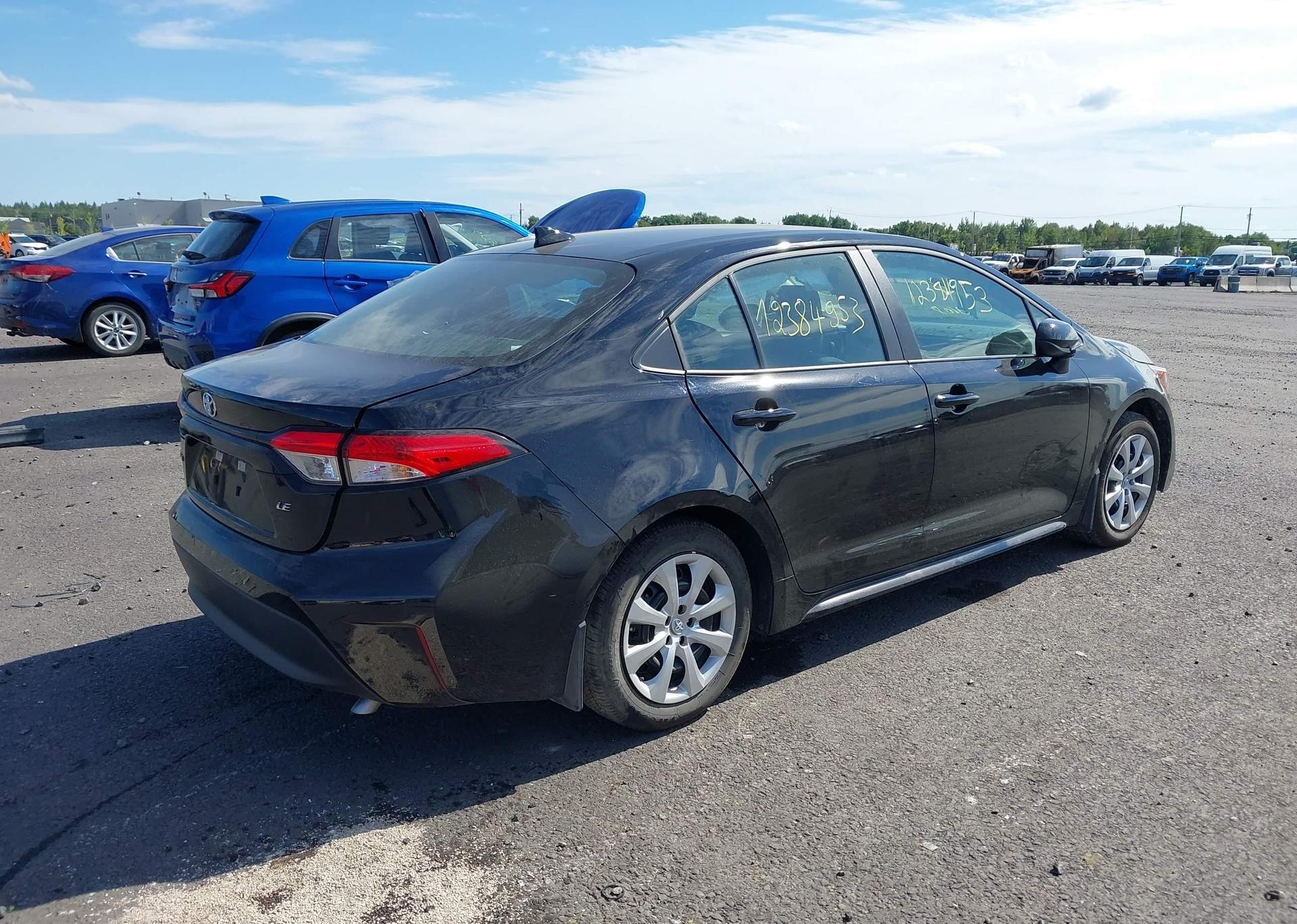 2025 TOYOTA COROLLA LE