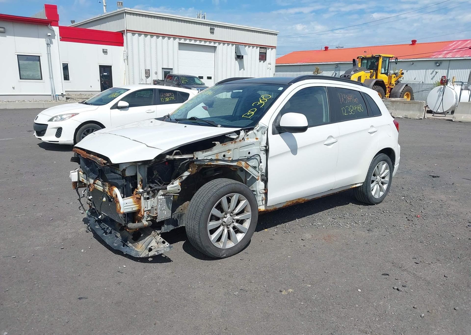 2011 MITSUBISHI RVR