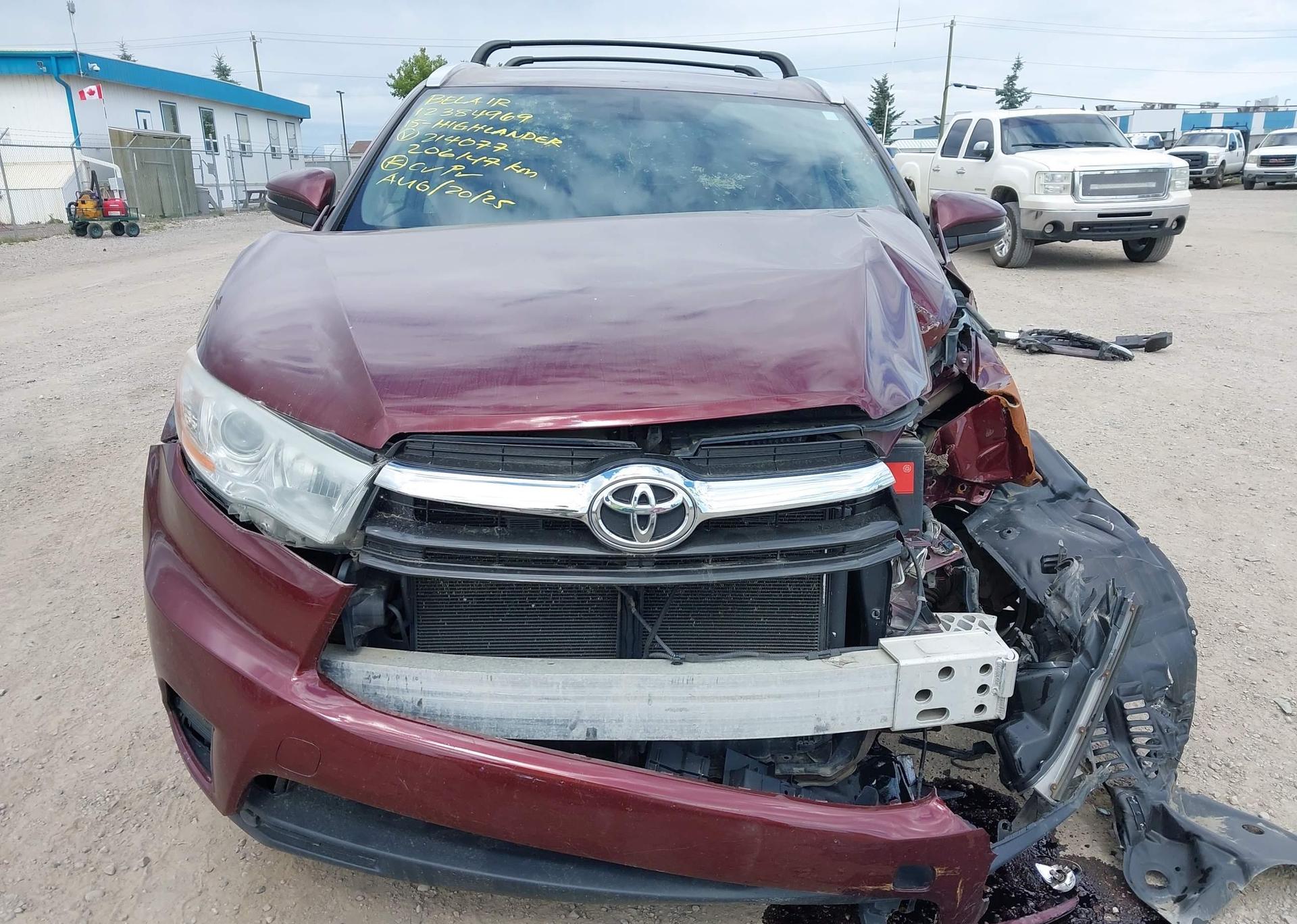 2015 TOYOTA highlander xle
